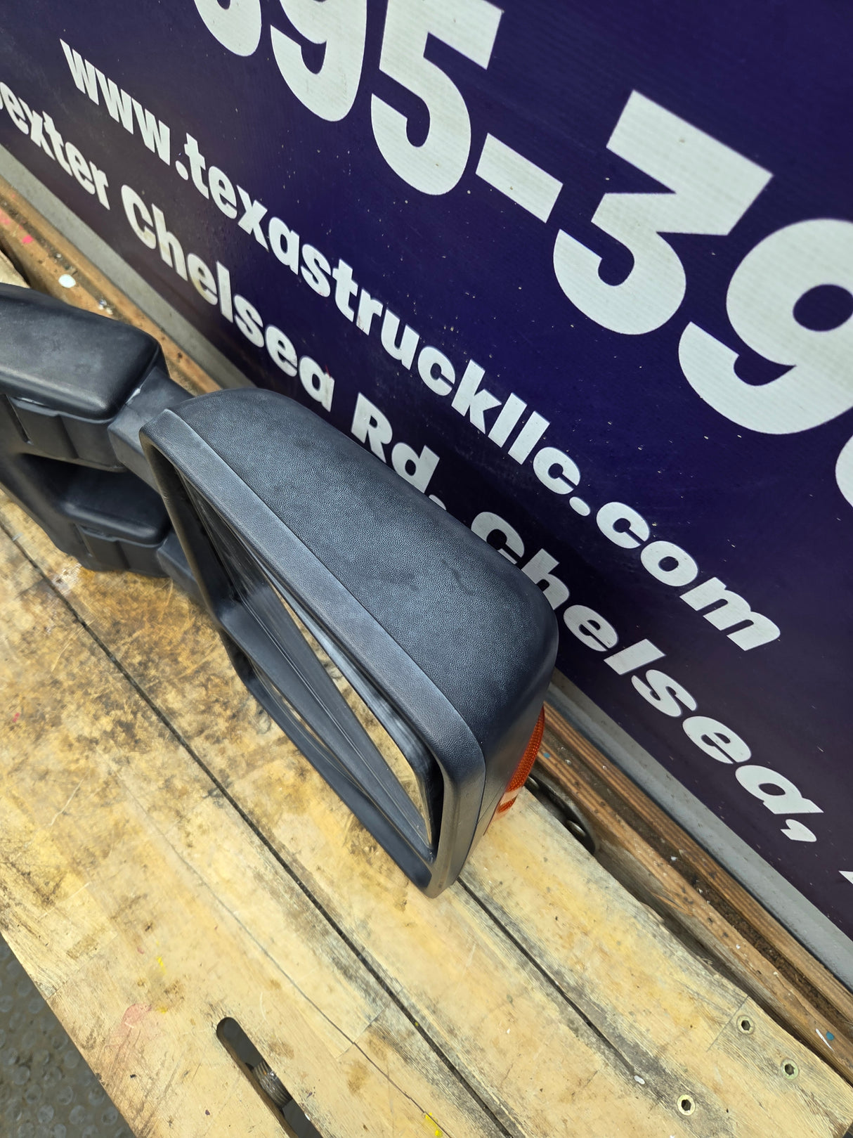 2008-2016 Ford Super Duty F250 F350 F450 F550 RH Passenger Side Power Fold & Telescope Heated Towing Mirror OEM