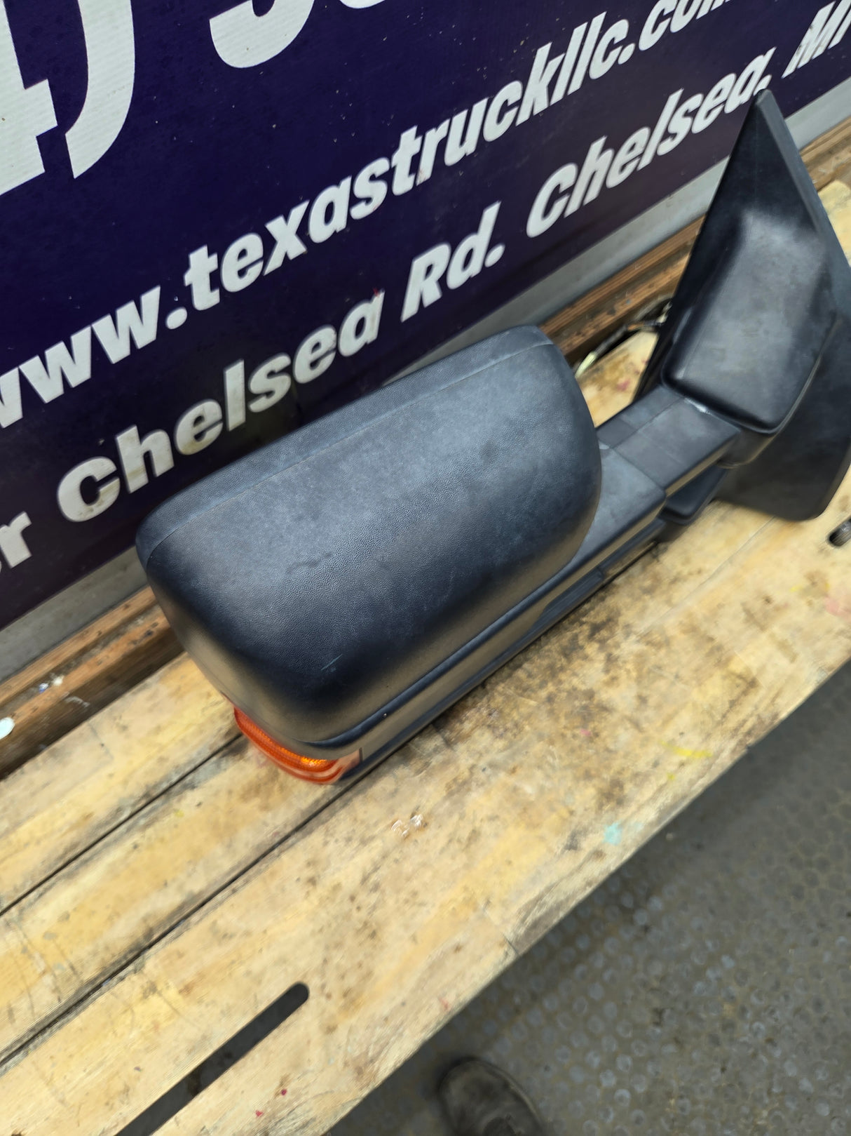 2008-2016 Ford Super Duty F250 F350 F450 F550 RH Passenger Side Power Fold & Telescope Heated Towing Mirror OEM
