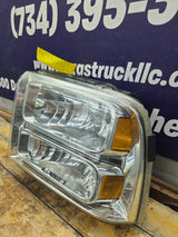 2005-2007 Ford Super Duty F250 F350 F450 F550 LH Left Driver Side Composite Head Light 5C34-13006-A