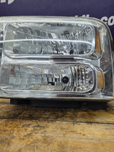 2005-2007 Ford Super Duty F250 F350 F450 F550 LH Left Driver Side Composite Head Light 5C34-13006-A
