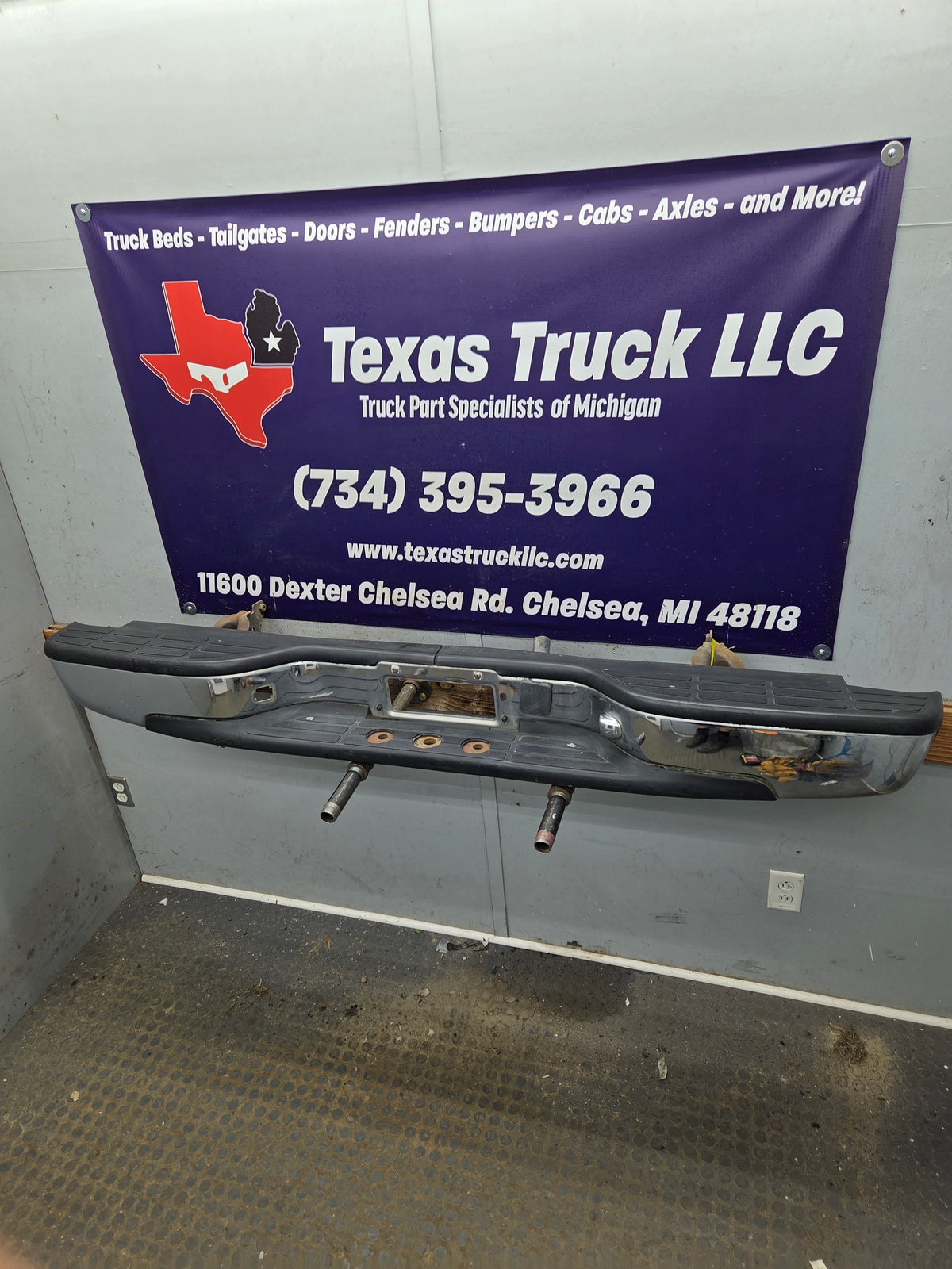 1999-2007 Chevrolet Silverado / GMC Sierra 1500 Rear Bumper