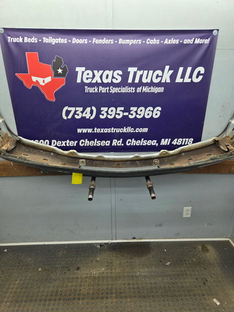 1999-2006 GMC Sierra Yukon 1500 Front Bumper - Chrome