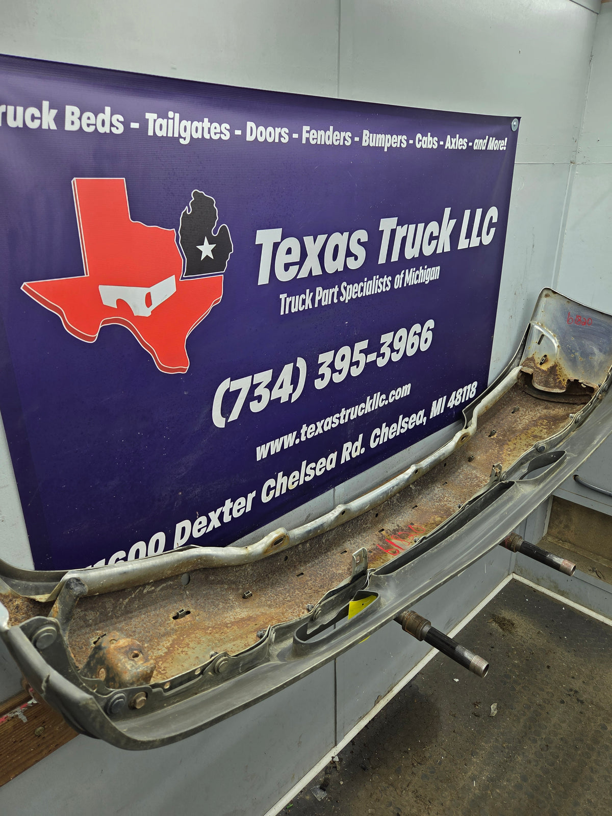 1999-2006 GMC Sierra Yukon 1500 Front Bumper - Chrome