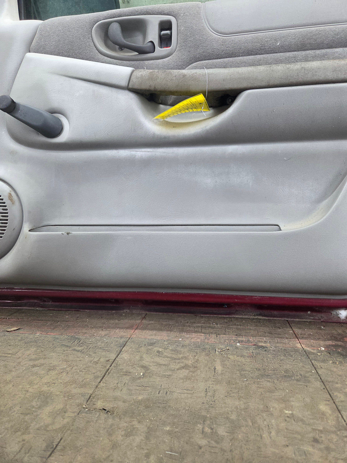 1994-2004 Chevrolet S10 /  GMC Sonoma RH Passenger Side Front Door