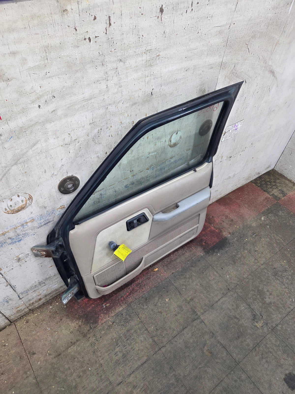 1989-1992 Ford Ranger Passenger Side Front Right Hand Door