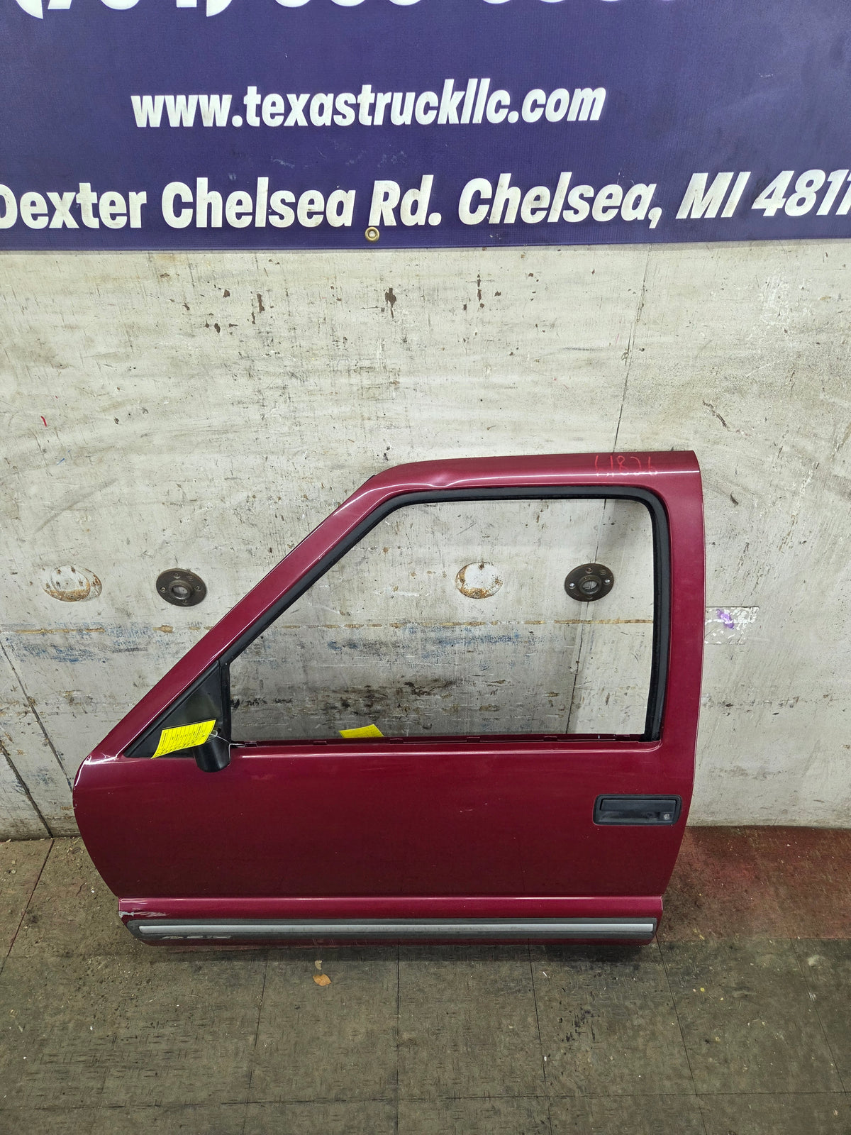 1994-2004 Chevrolet S10 /  GMC Sonoma LH Driver Side Front Door