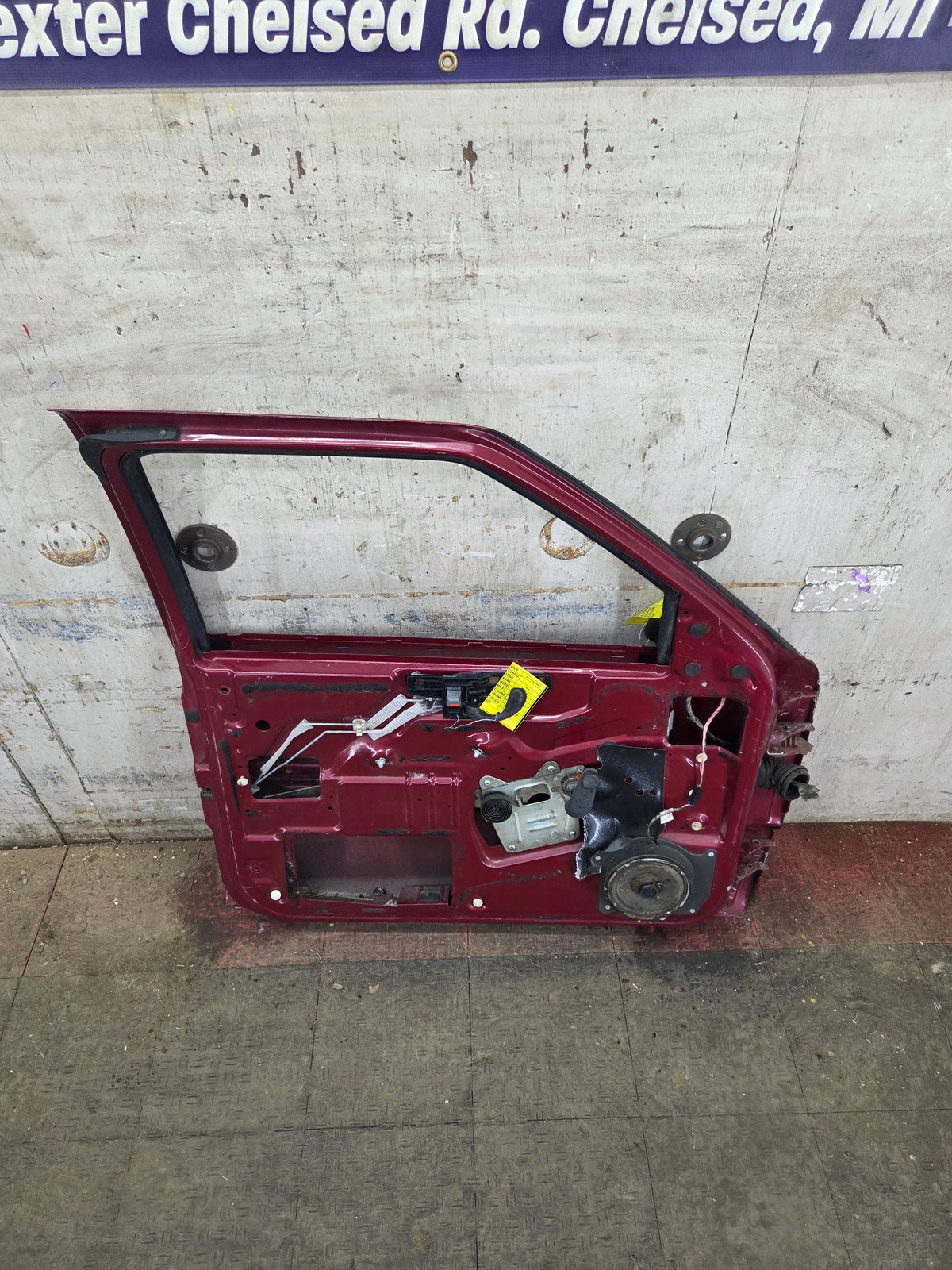 1994-2004 Chevrolet S10 /  GMC Sonoma LH Driver Side Front Door