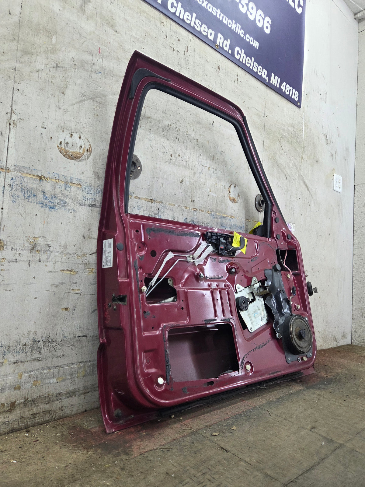 1994-2004 Chevrolet S10 /  GMC Sonoma LH Driver Side Front Door