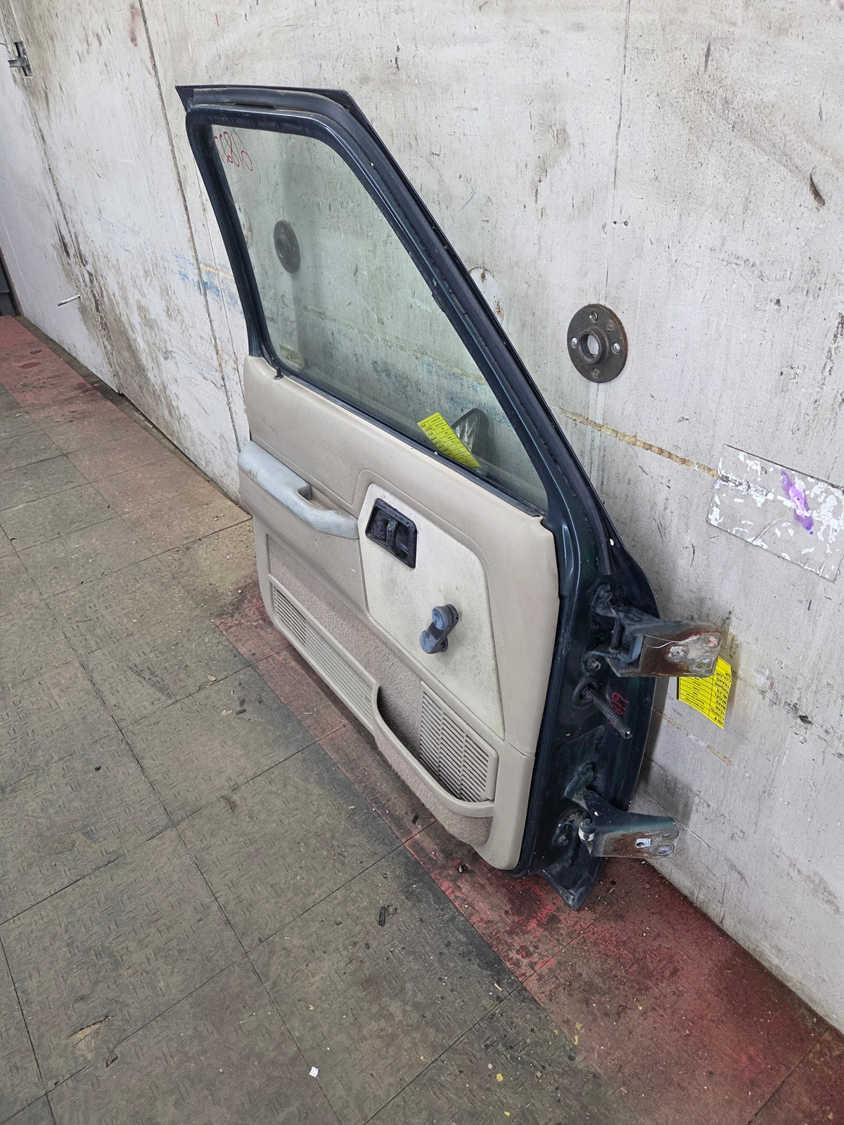 1989-1992 Ford Ranger Driver Side Front Left Hand Door
