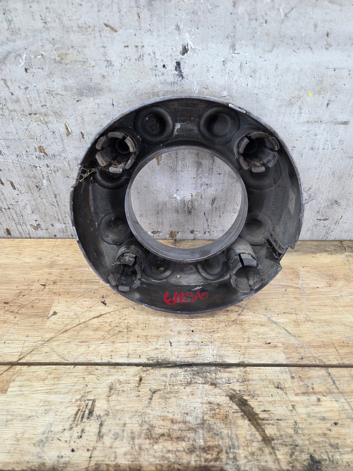 2005-2016 Ford Super Duty Front Hub Cap Center Cap 8 LUG SRW F250 F350 5C34-1A096-LD