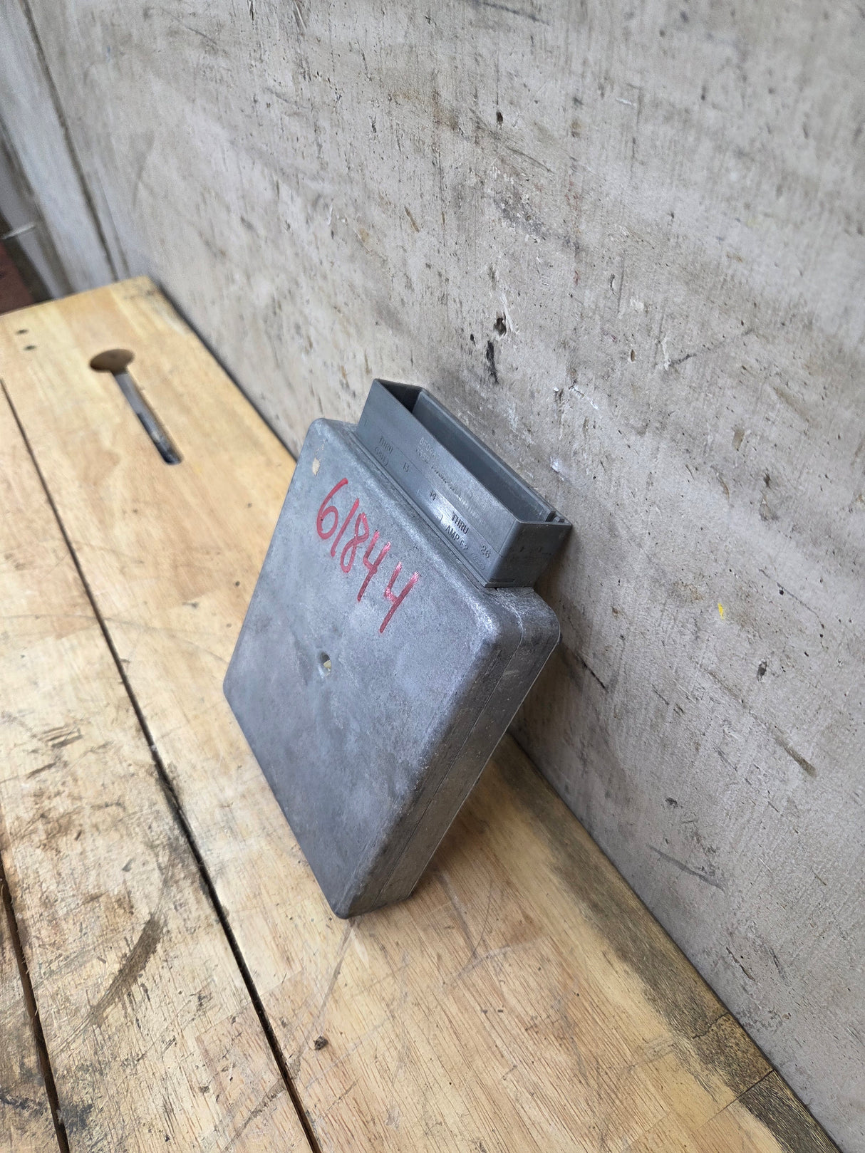 1999 Ford F250 F350 F450 F550 7.3L Powerstroke PCM XLE4 / F81F-12A650-BF