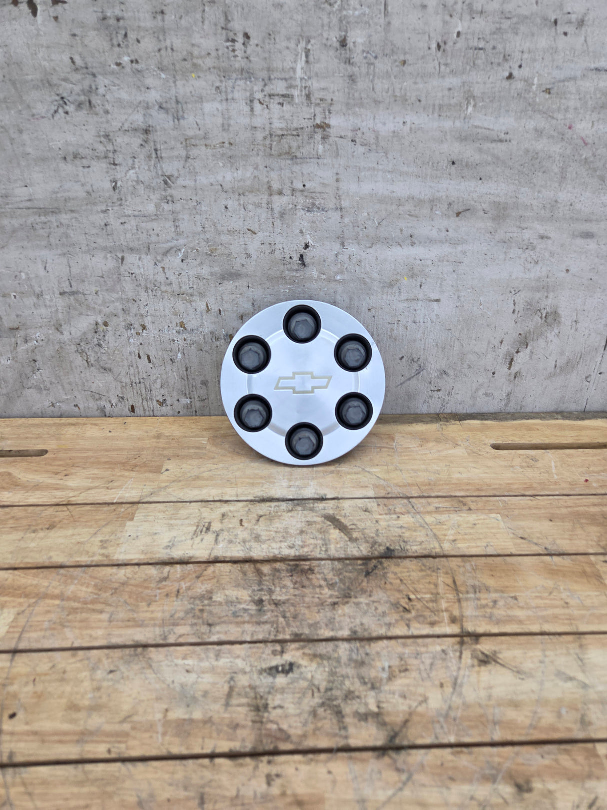 2004-2007 Chevrolet Silverado 1500 Tahoe Suburban 17" Wheel Center Hub Cap 9594520