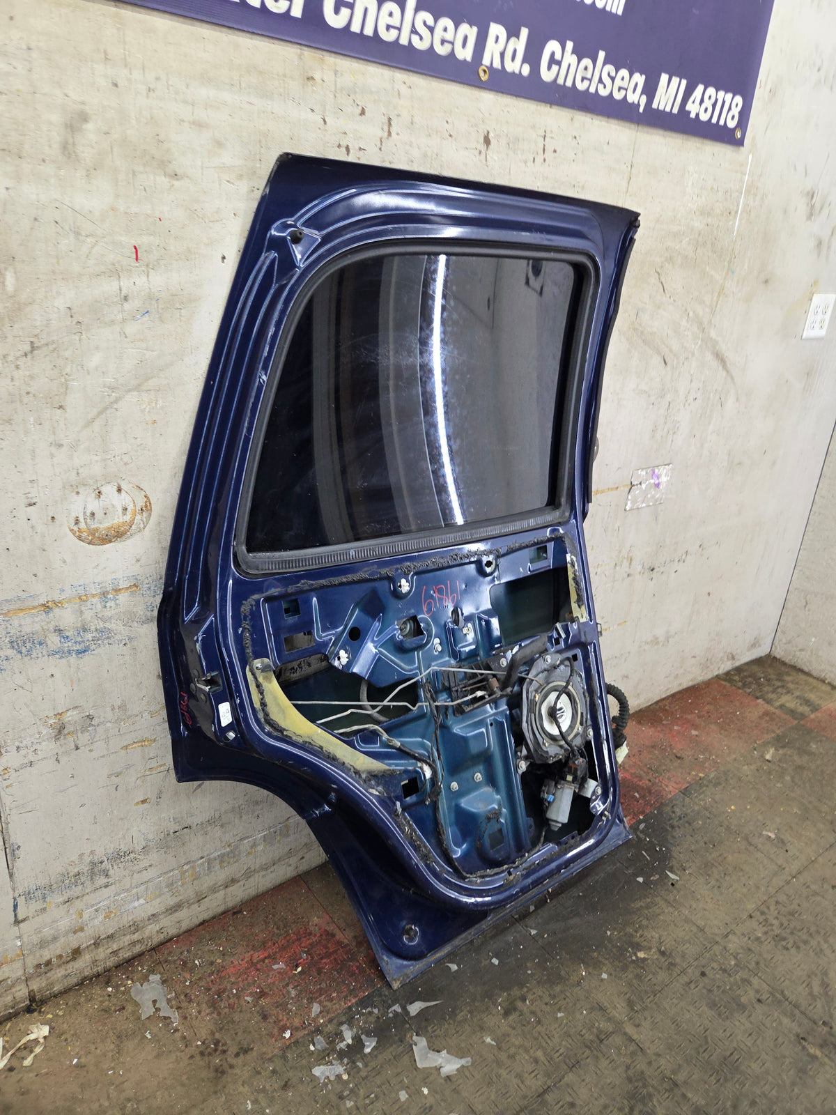 2001-2006 Chevrolet Tahoe / GMC Yukon 1500 2500HD Rear Driver Side Rear Door LH