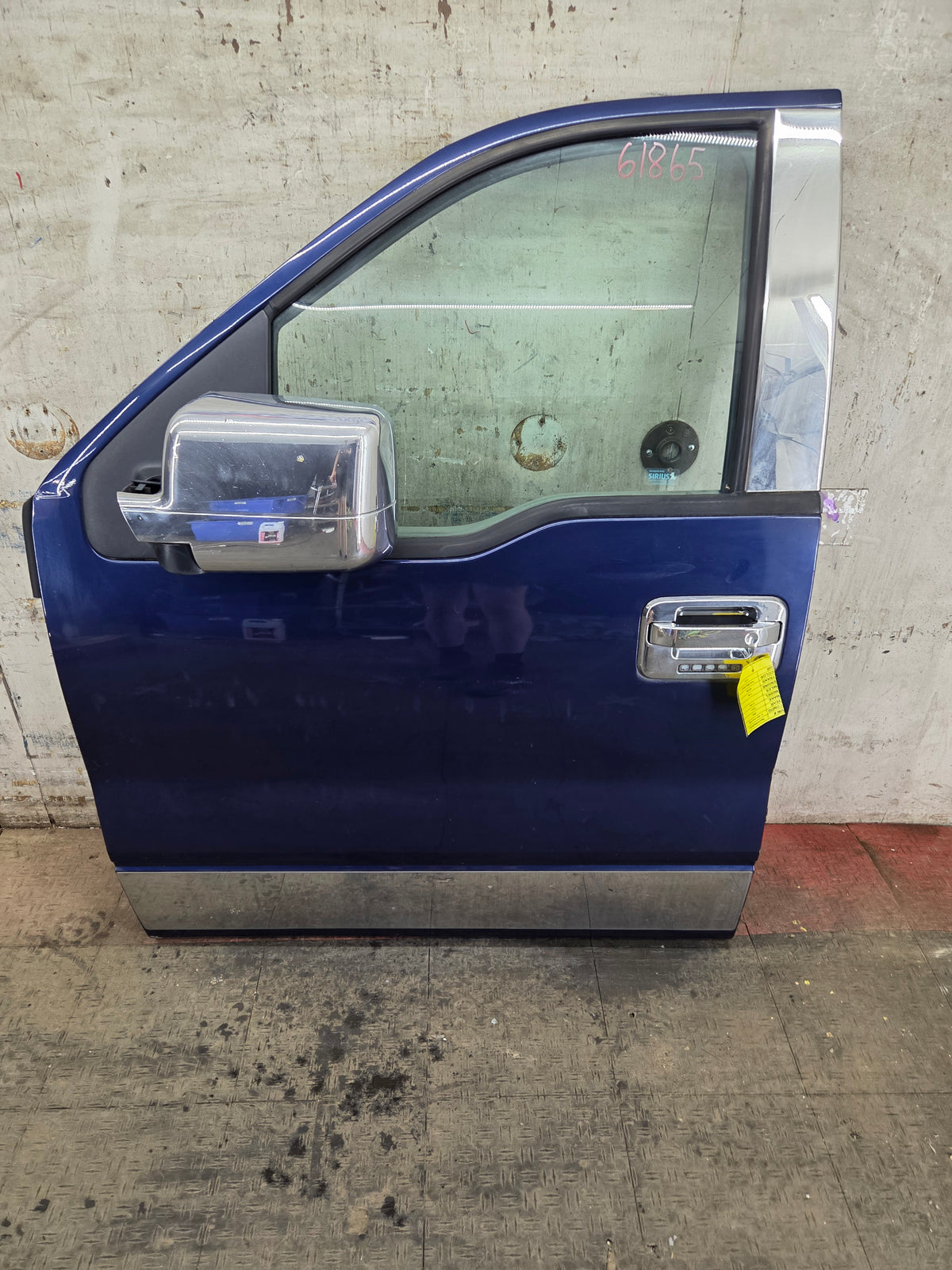 2004-2008 Ford F150 Crew Cab Driver Side Front Door LH