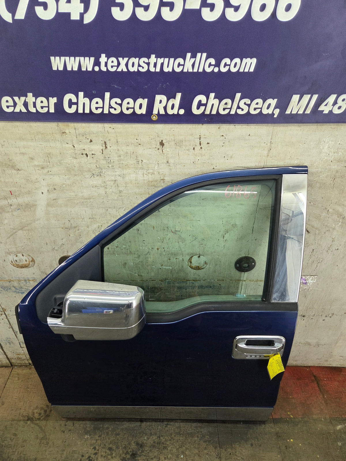 2004-2008 Ford F150 Crew Cab Driver Side Front Door LH