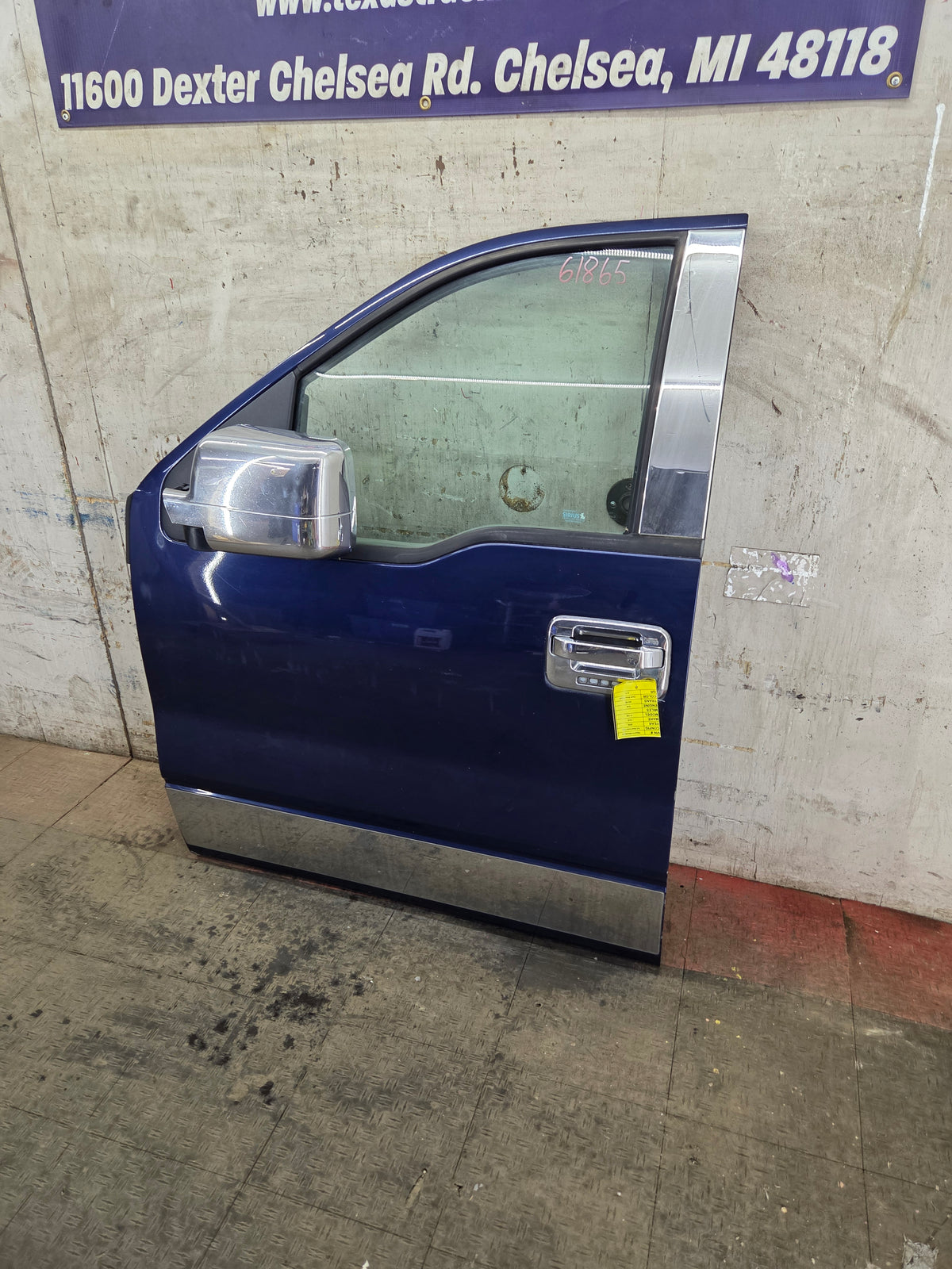 2004-2008 Ford F150 Crew Cab Driver Side Front Door LH