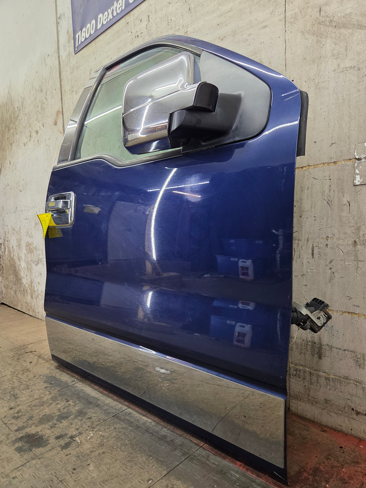 2004-2008 Ford F150 Crew Cab Passenger Side Front Door RH