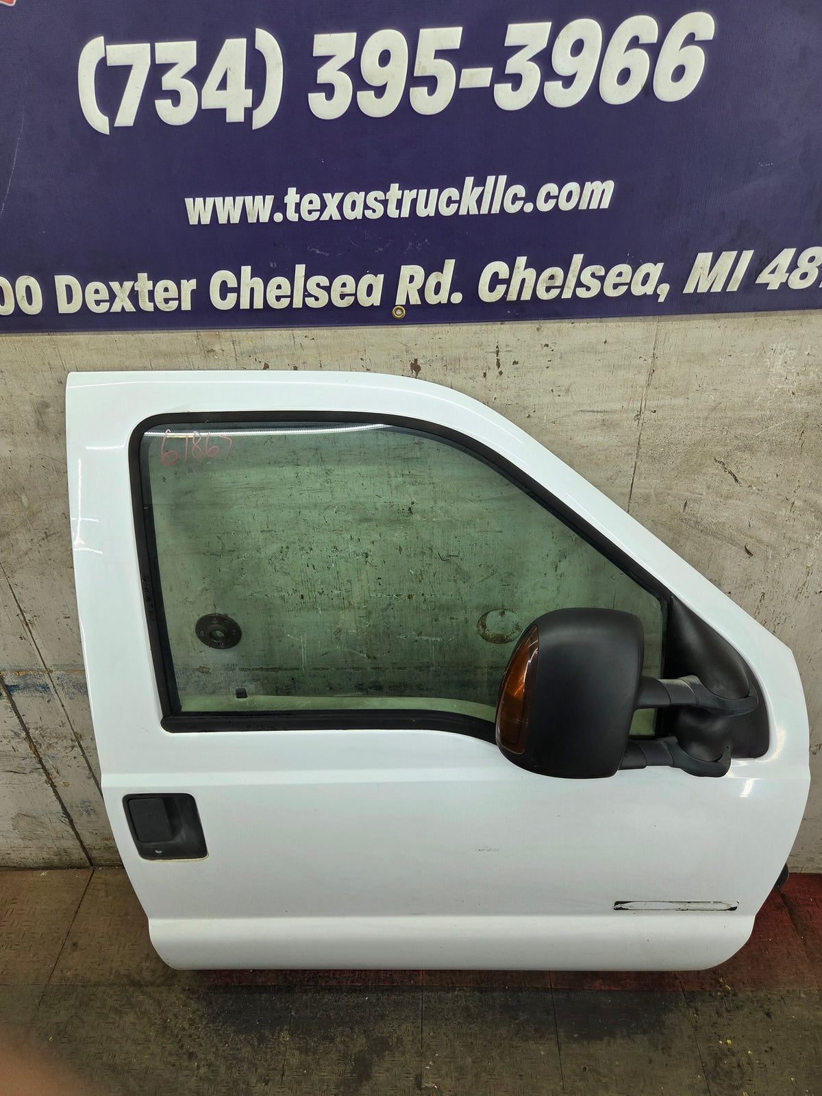 1999-2007 Ford Super Duty RH Passenger Side Front Door F250 F350 F450 F550