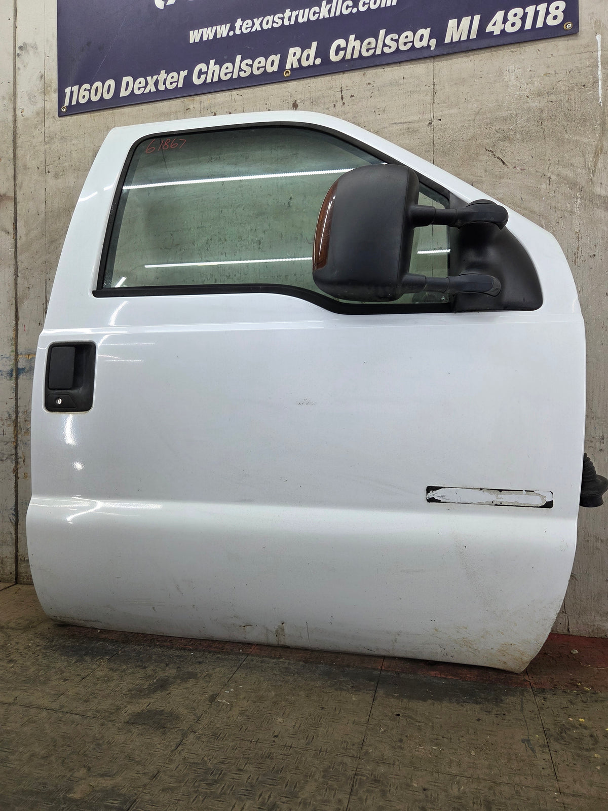 1999-2007 Ford Super Duty RH Passenger Side Front Door F250 F350 F450 F550