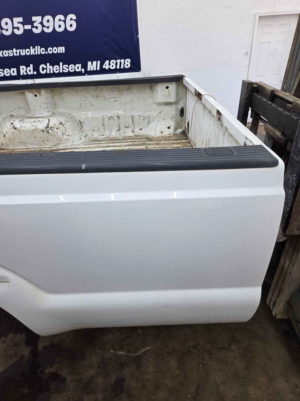 2011-2016 Ford F250 F350 Super Duty 8' Long Truck Bed