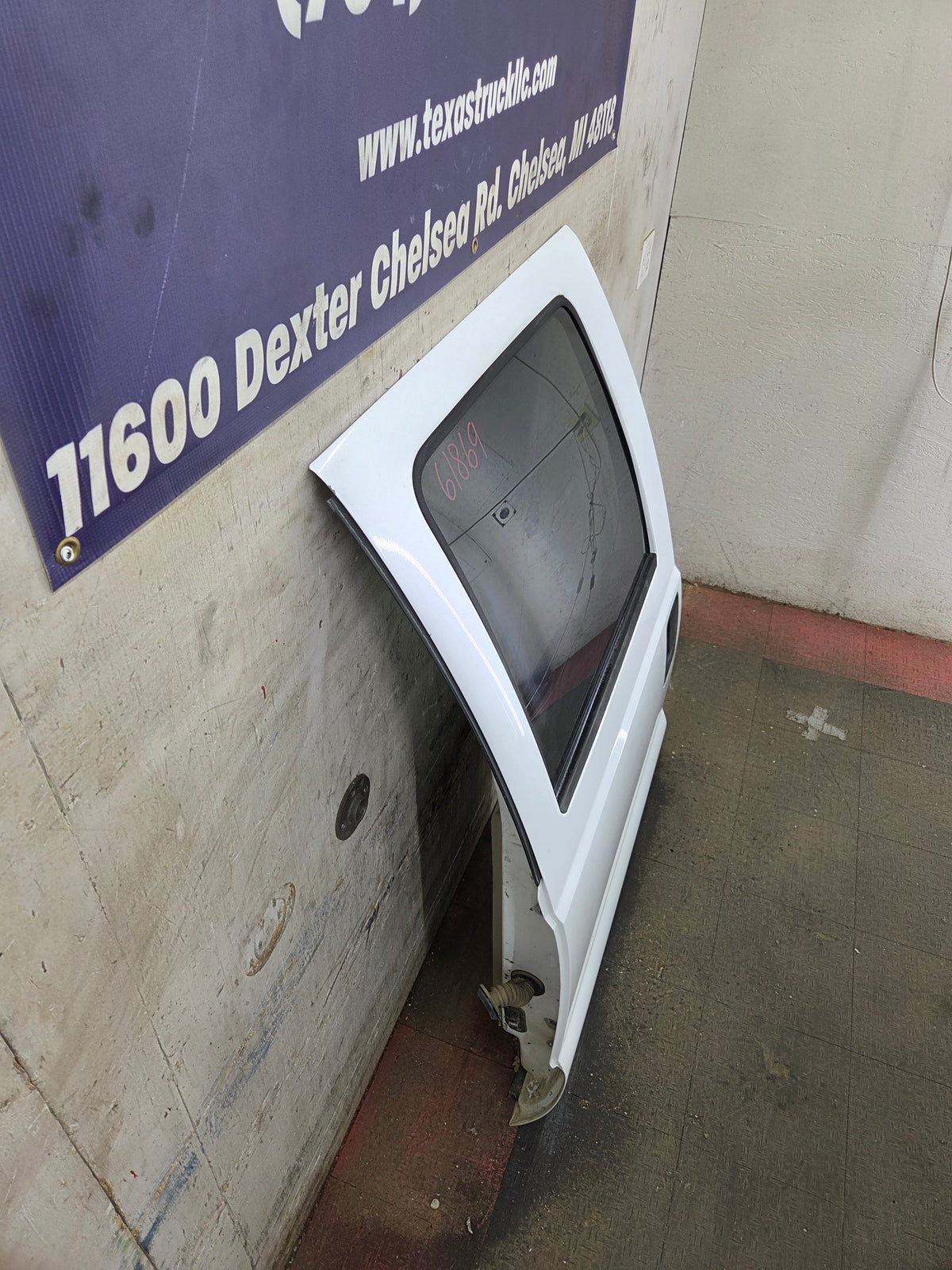 1999-2007 Ford Super Duty LH Driver Side Rear Crew Cab Door F250 F350 F450 F550