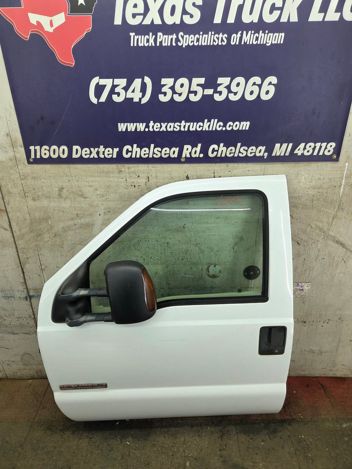 1999-2007 Ford Super Duty LH Driver Side Front Door F250 F350 F450 F550