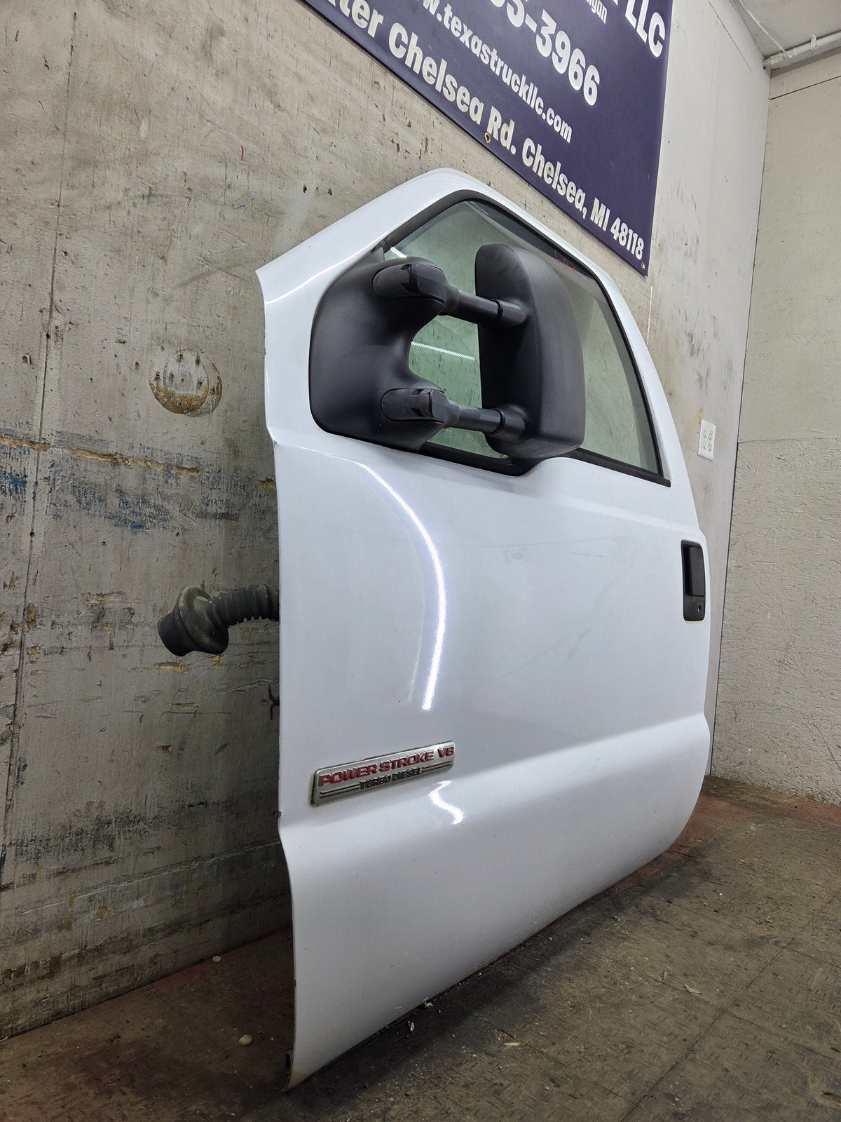 1999-2007 Ford Super Duty LH Driver Side Front Door F250 F350 F450 F550
