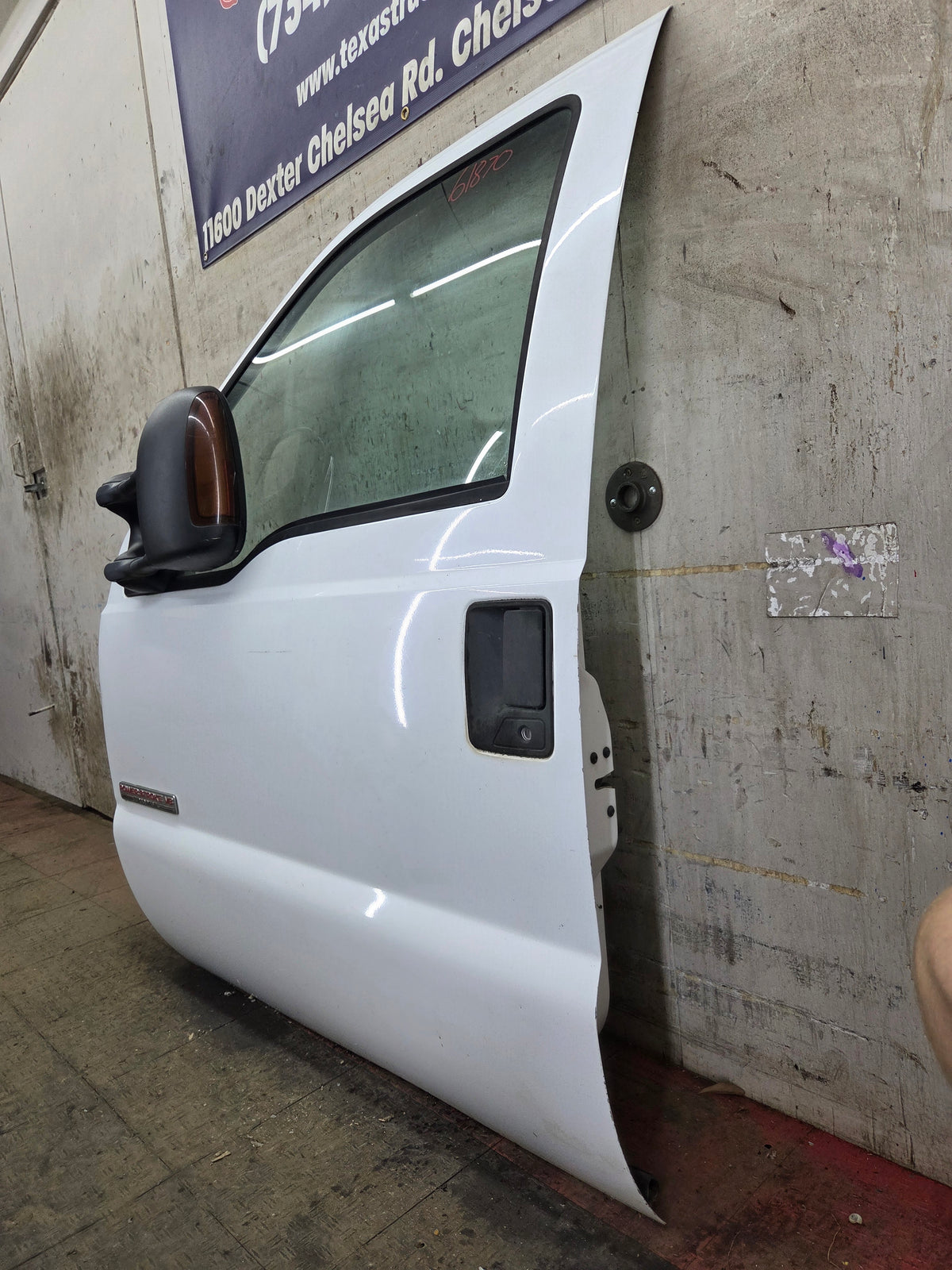 1999-2007 Ford Super Duty LH Driver Side Front Door F250 F350 F450 F550