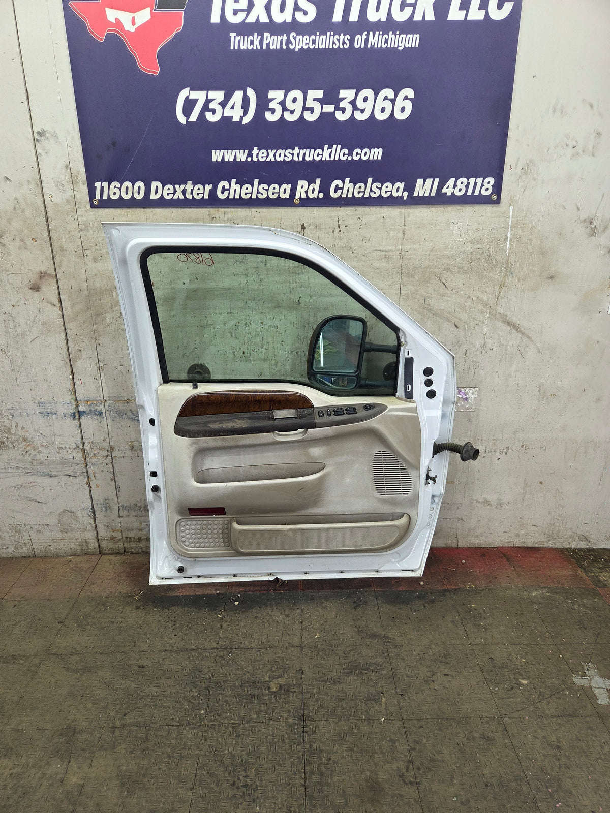 1999-2007 Ford Super Duty LH Driver Side Front Door F250 F350 F450 F550