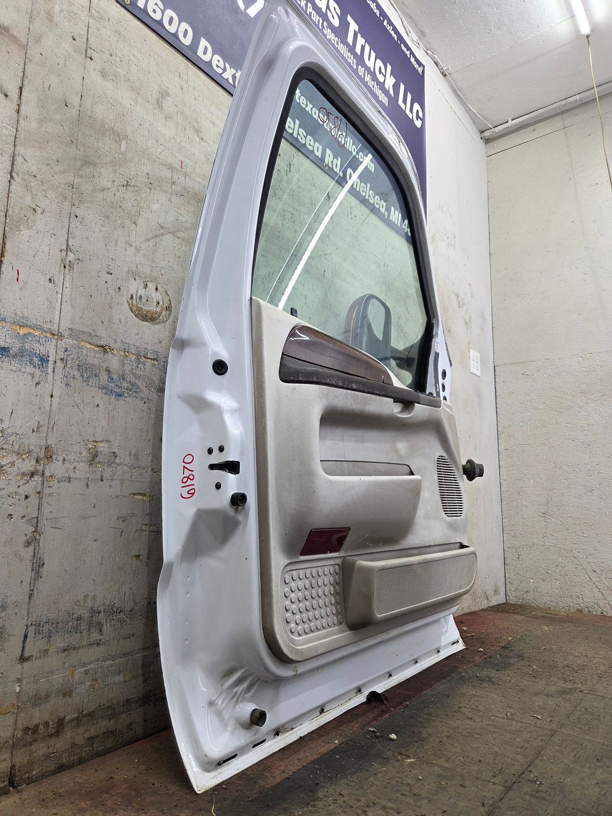 1999-2007 Ford Super Duty LH Driver Side Front Door F250 F350 F450 F550