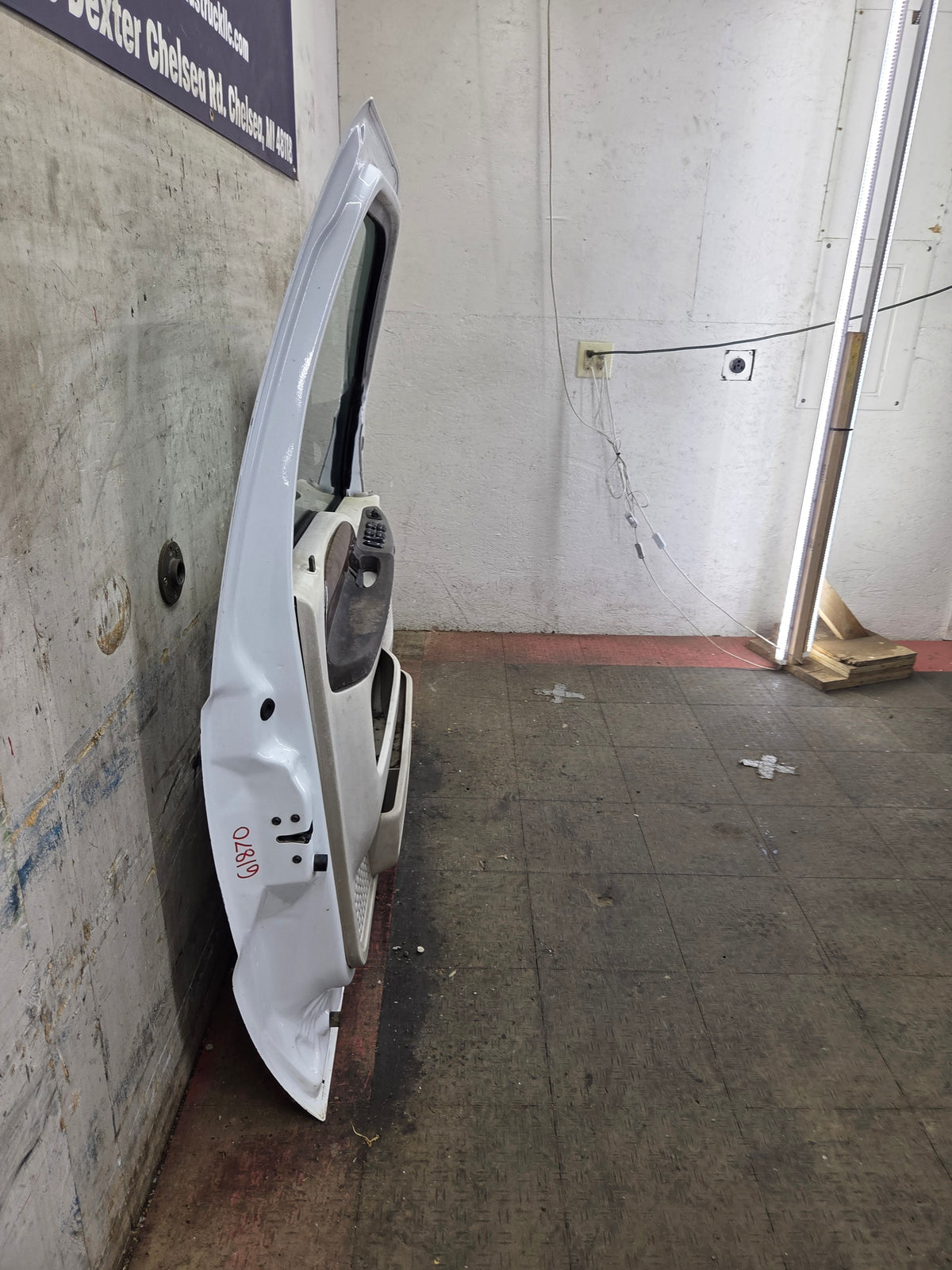 1999-2007 Ford Super Duty LH Driver Side Front Door F250 F350 F450 F550