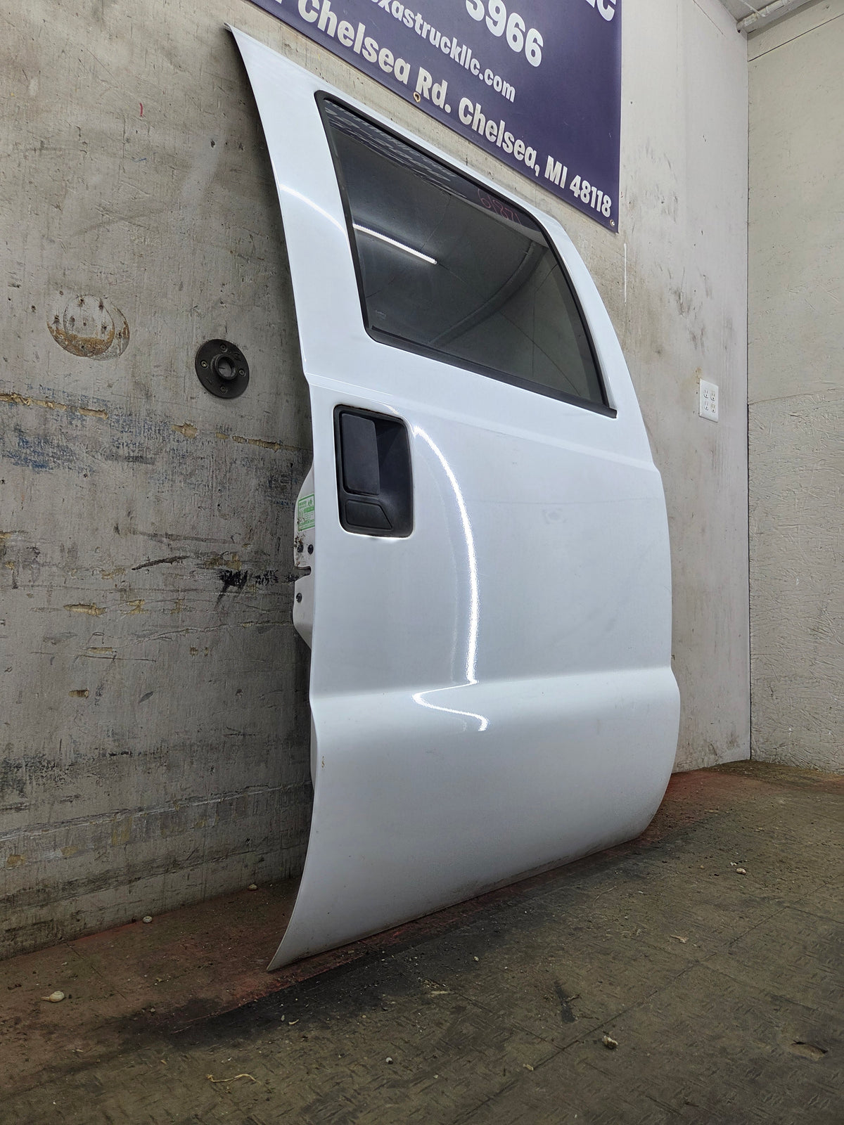 1999-2007 Ford Super Duty RH Passenger Side Rear Crew Cab Door F250 F350 F450 F550