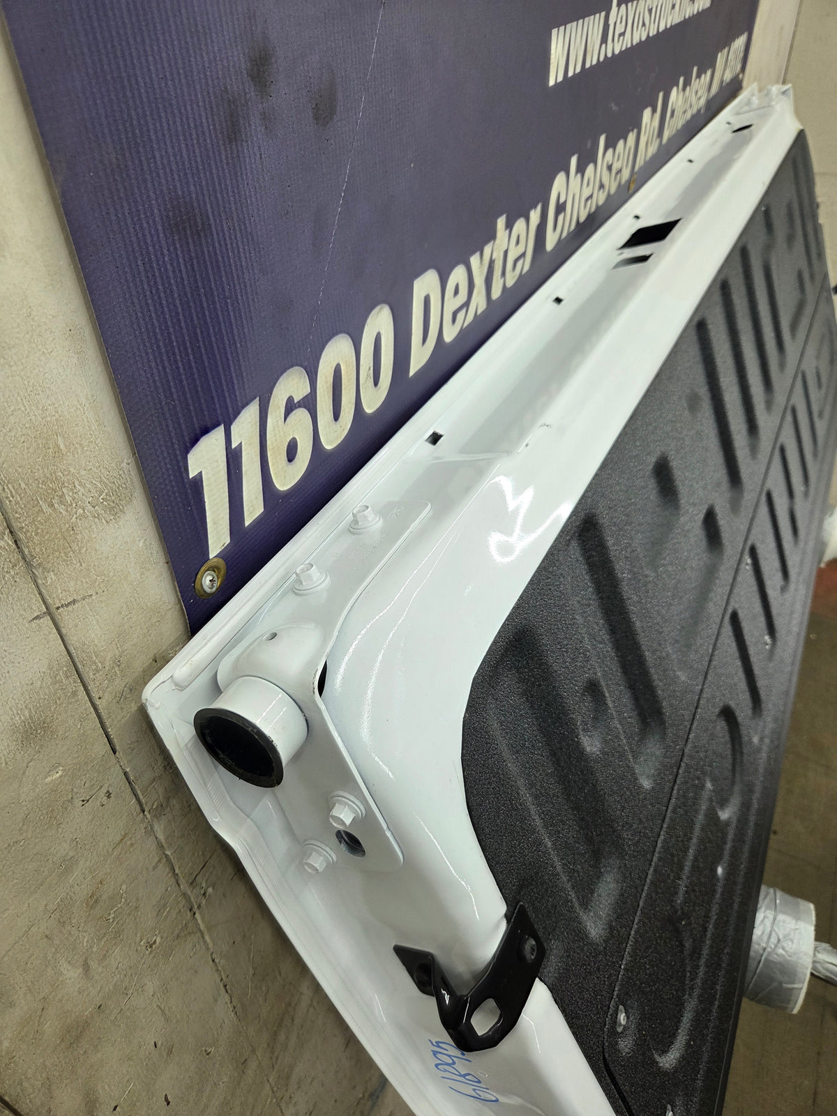2021-2025 Ford F150 Tailgate - Oxford White