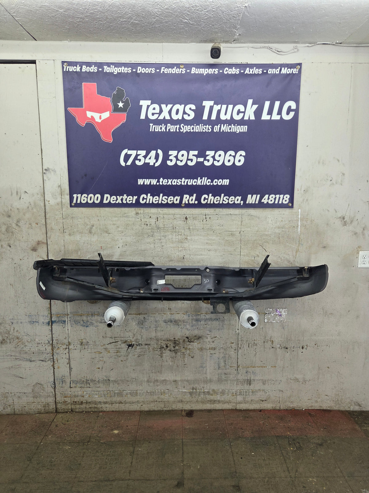 1999-2007 Ford Super Duty F250 F350 F450 F550 Rear Bumper