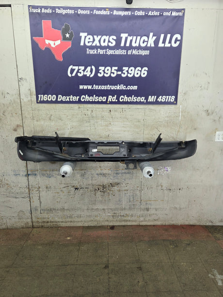 1999-2007 Ford Super Duty F250 F350 F450 F550 Rear Bumper