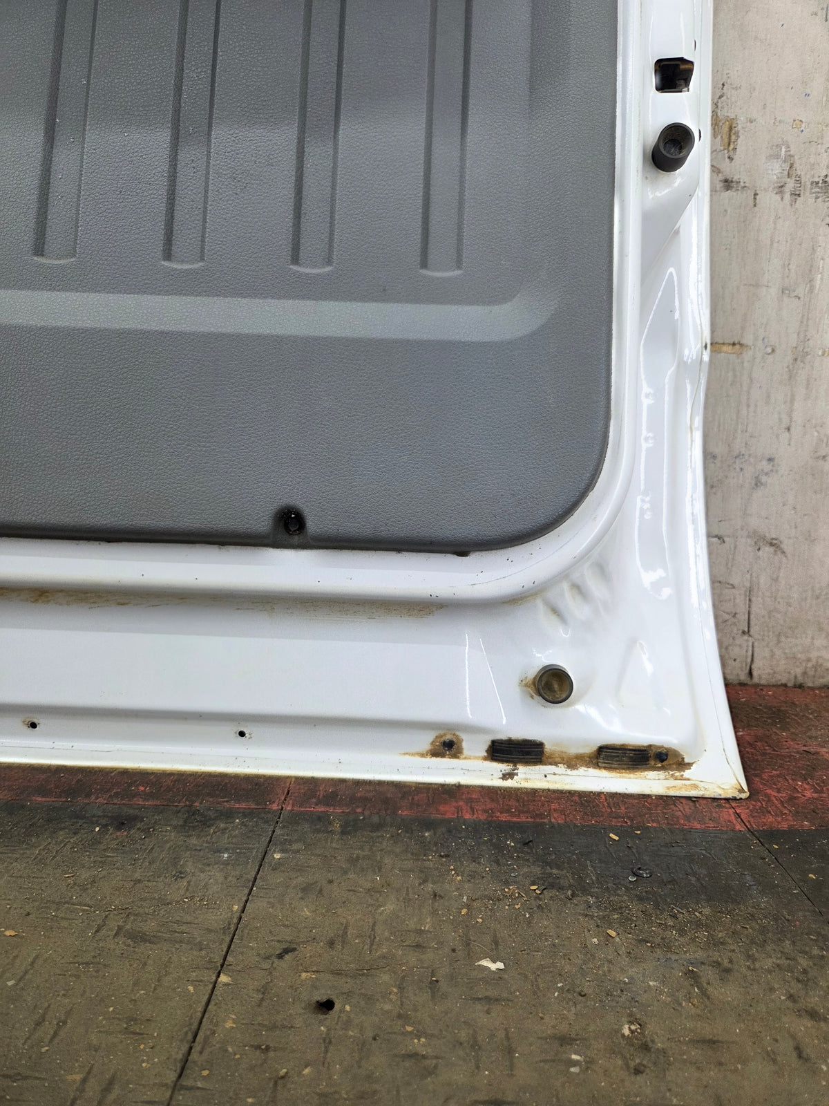 2012-2016 Ford Super Duty RH Passenger Side Front Door F250 F350 F450 F550