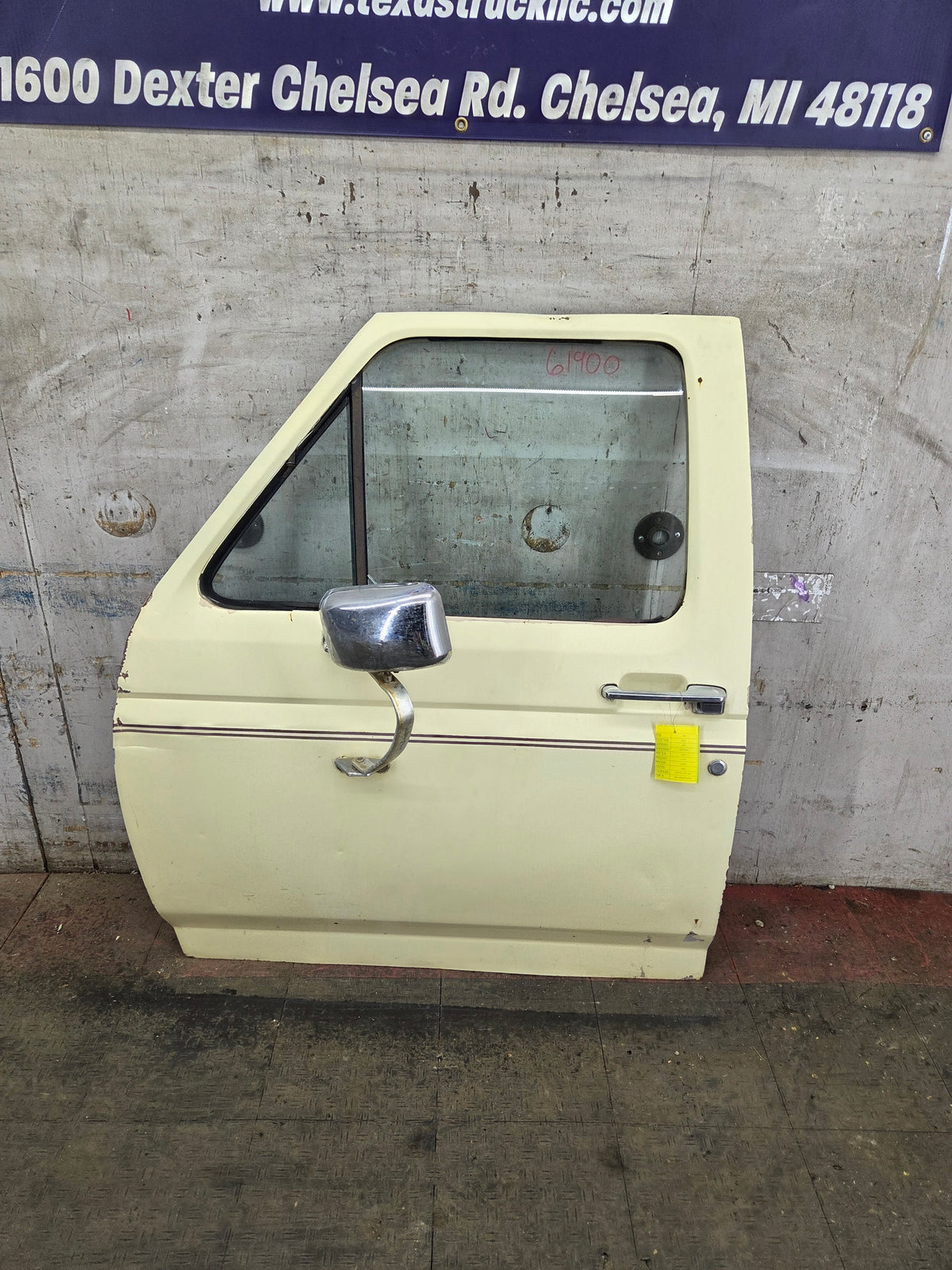 1980-1986 Ford F100 F150 F250 F350 LH Driver Side Front Door