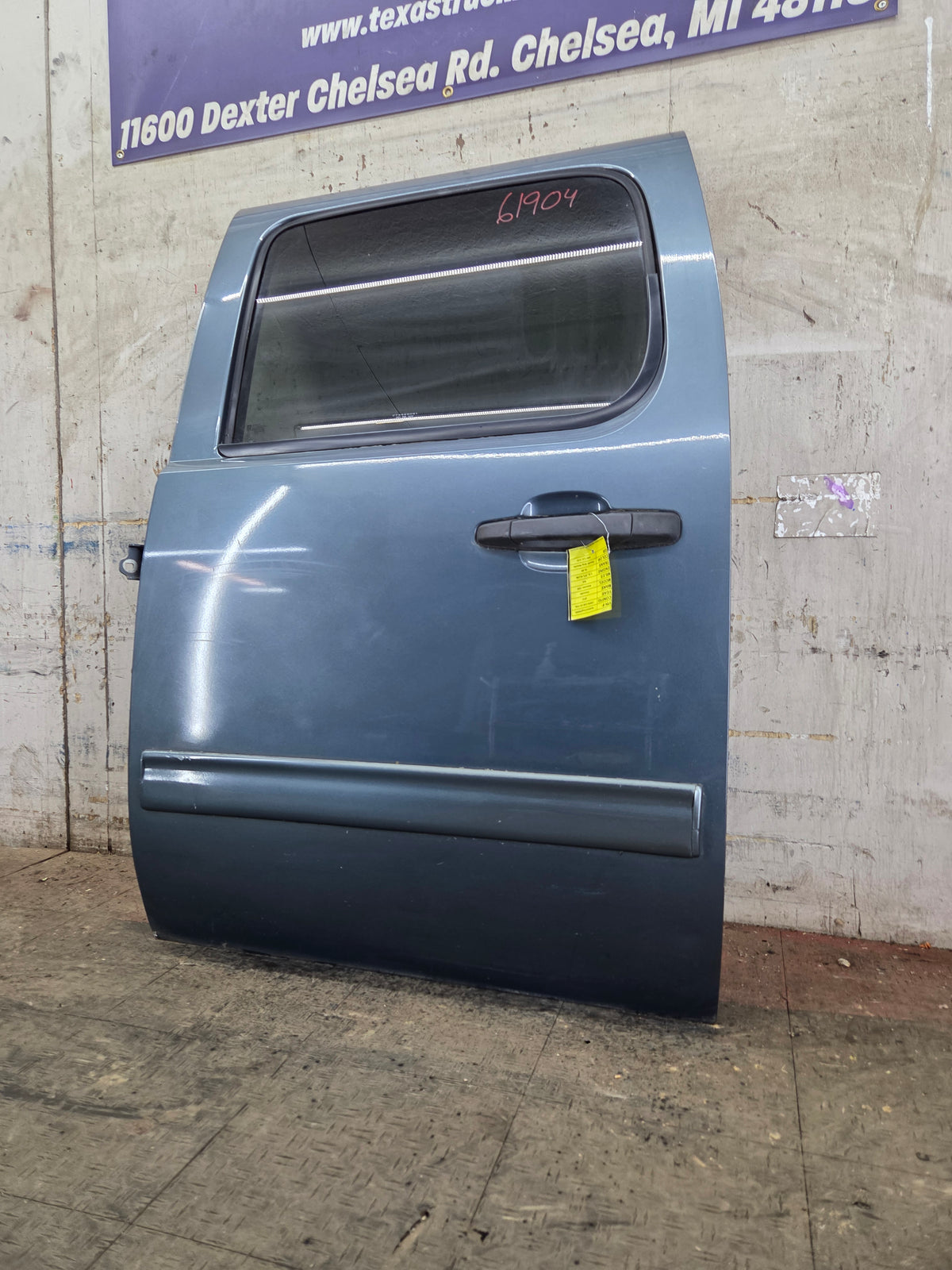 2007-2013 Chevrolet Silverado / GMC Sierra 1500 2500 3500 HD Crew Cab LH Driver Side Rear Door