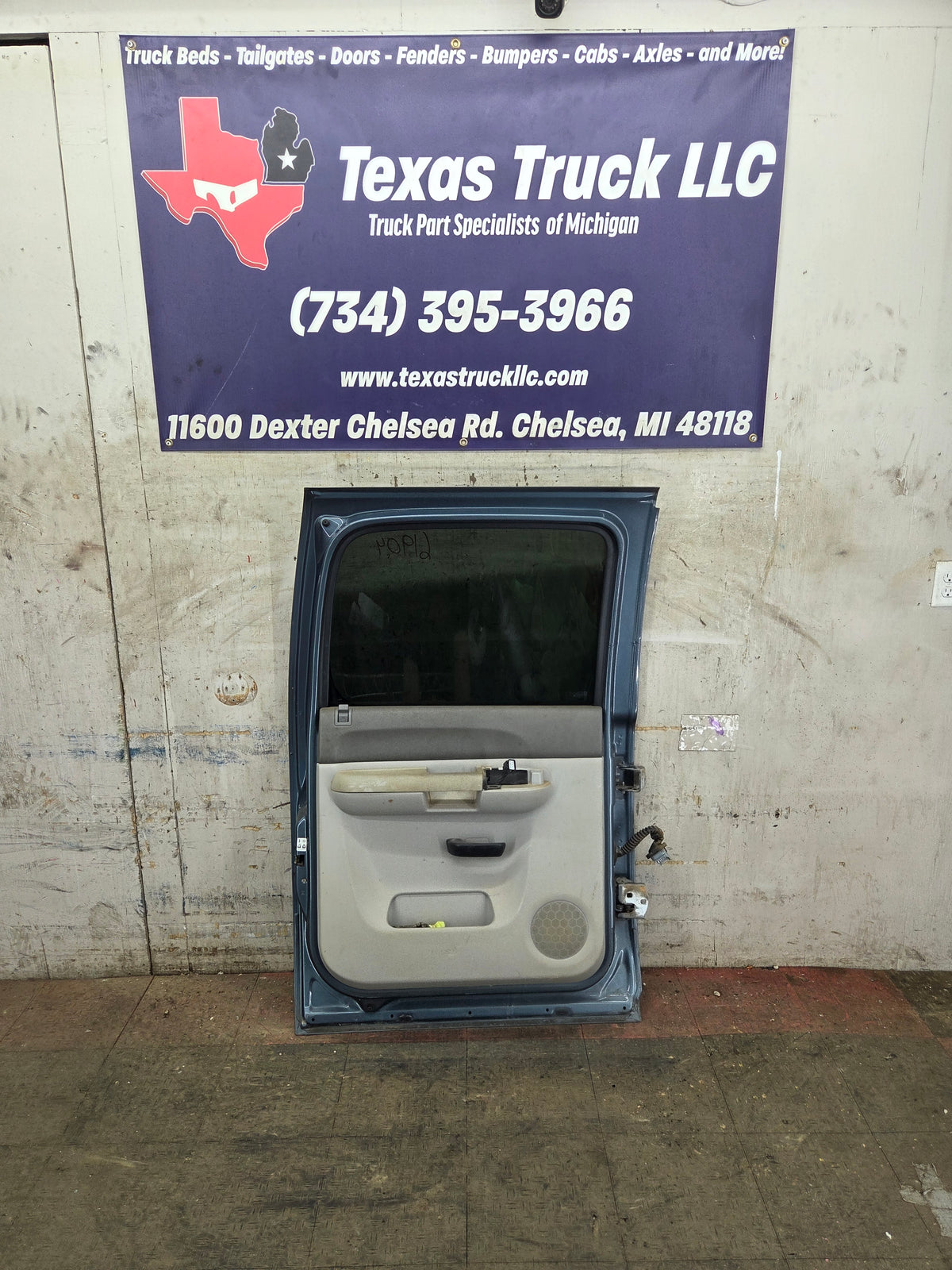 2007-2013 Chevrolet Silverado / GMC Sierra 1500 2500 3500 HD Crew Cab LH Driver Side Rear Door