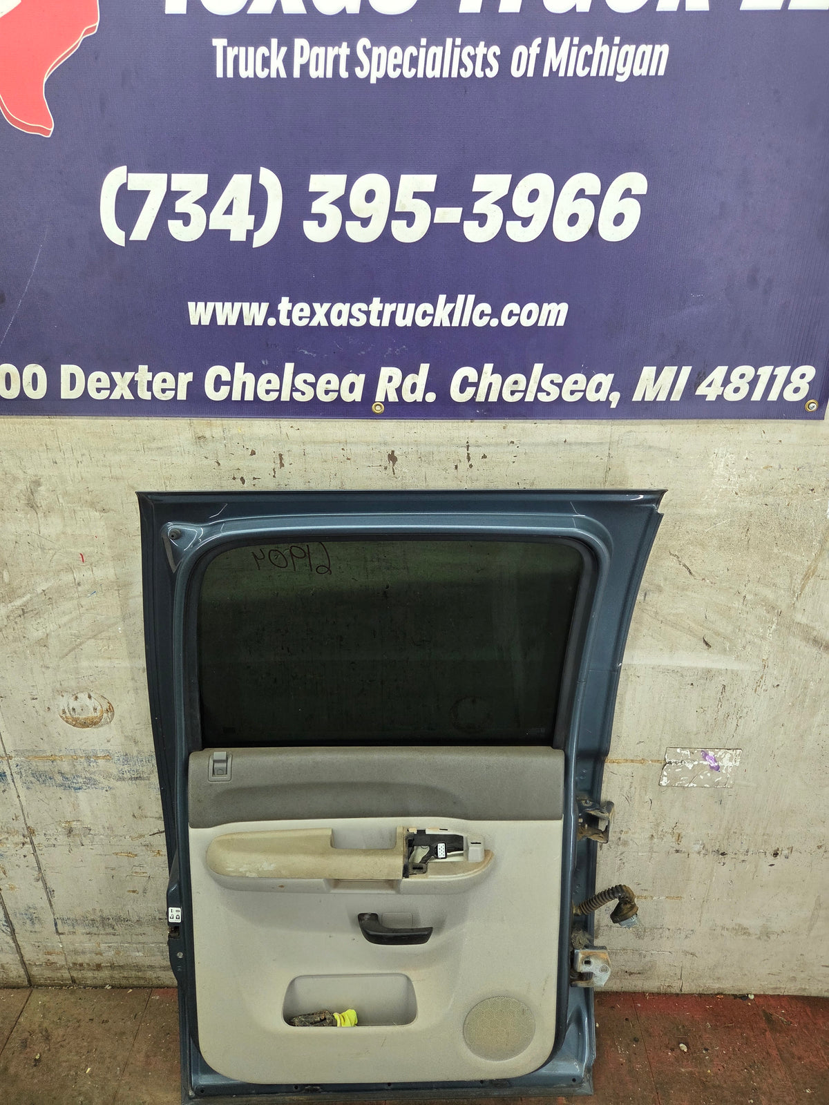 2007-2013 Chevrolet Silverado / GMC Sierra 1500 2500 3500 HD Crew Cab LH Driver Side Rear Door