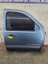 2007-2013 Chevrolet Silverado / GMC Sierra 1500 2500 3500 HD RH Front Passenger Side Door
