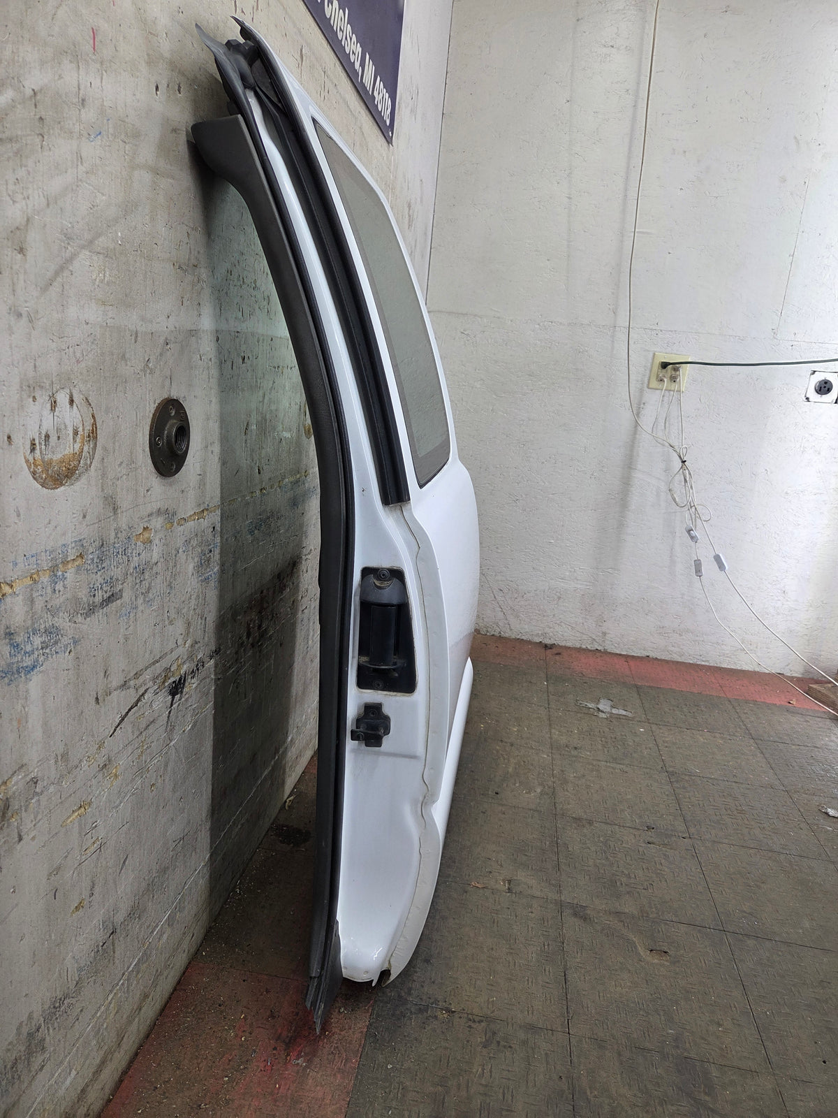 1999-2006 Chevrolet Silverado / GMC Sierra 1500 2500 3500 HD Rear Driver Side Extended Cab Rear Door