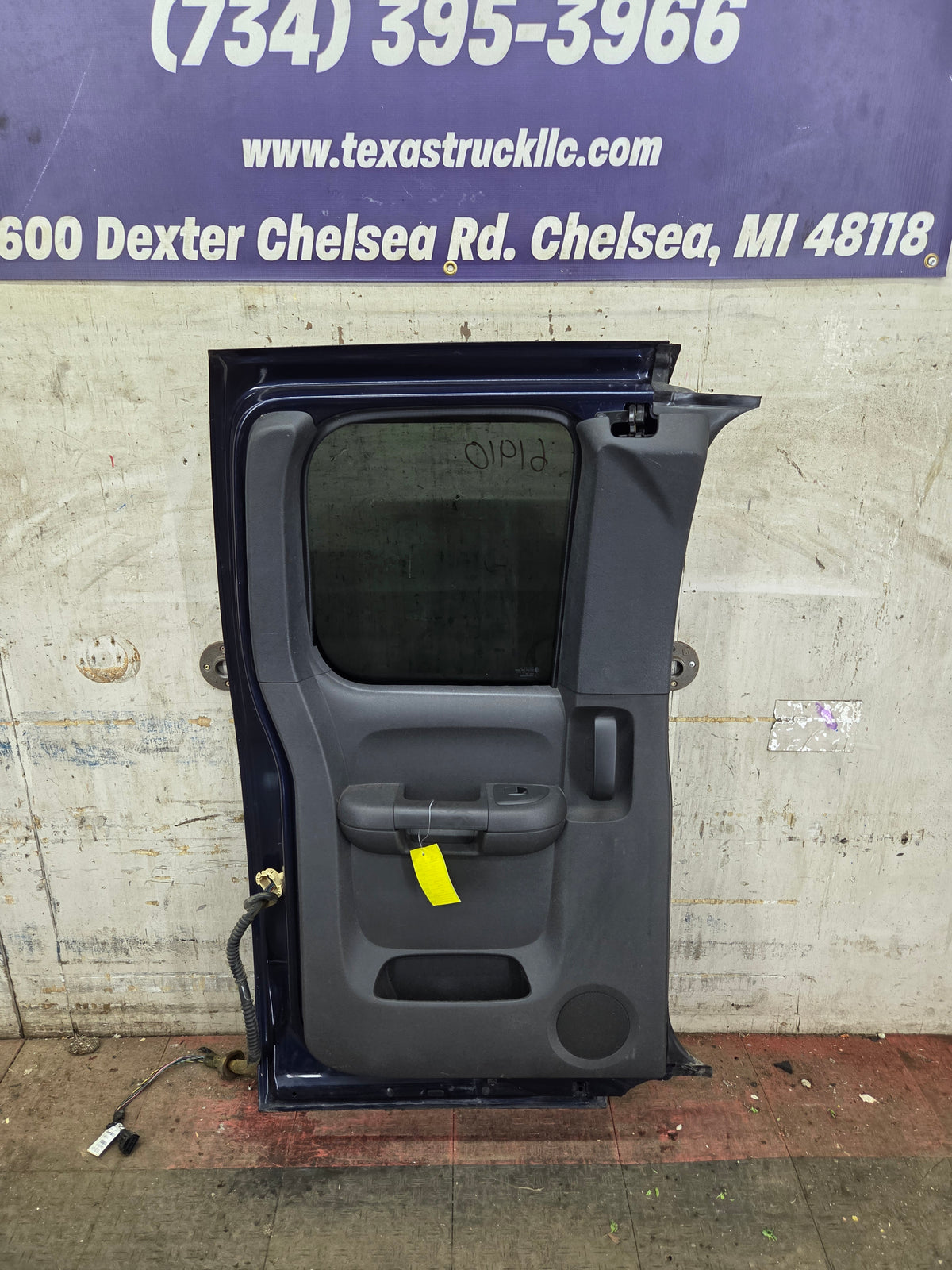 2007-2013 Chevrolet Silverado 1500 2500 3500 HD Driver Side Extended Cab LH Rear Door