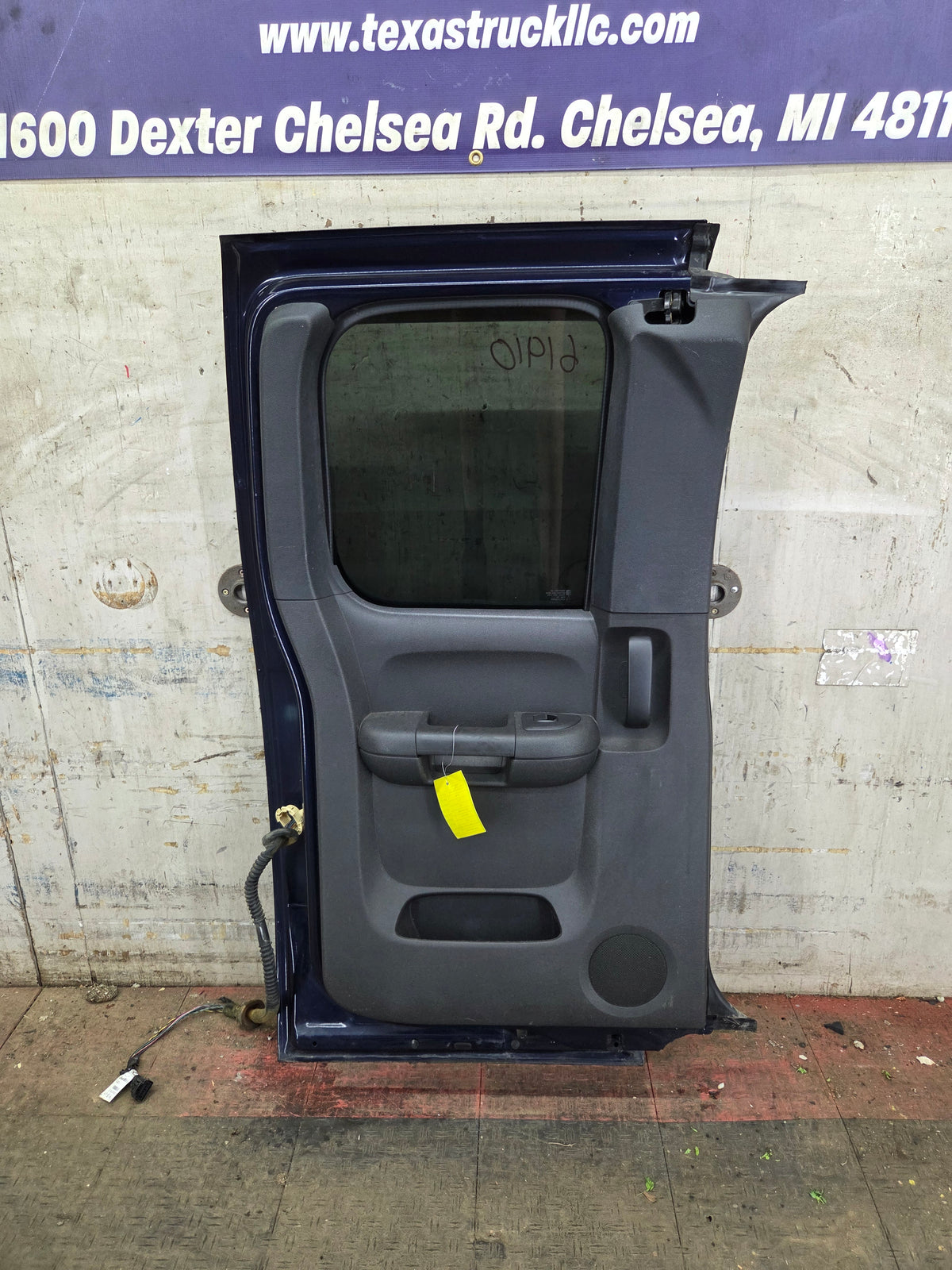 2007-2013 Chevrolet Silverado 1500 2500 3500 HD Driver Side Extended Cab LH Rear Door