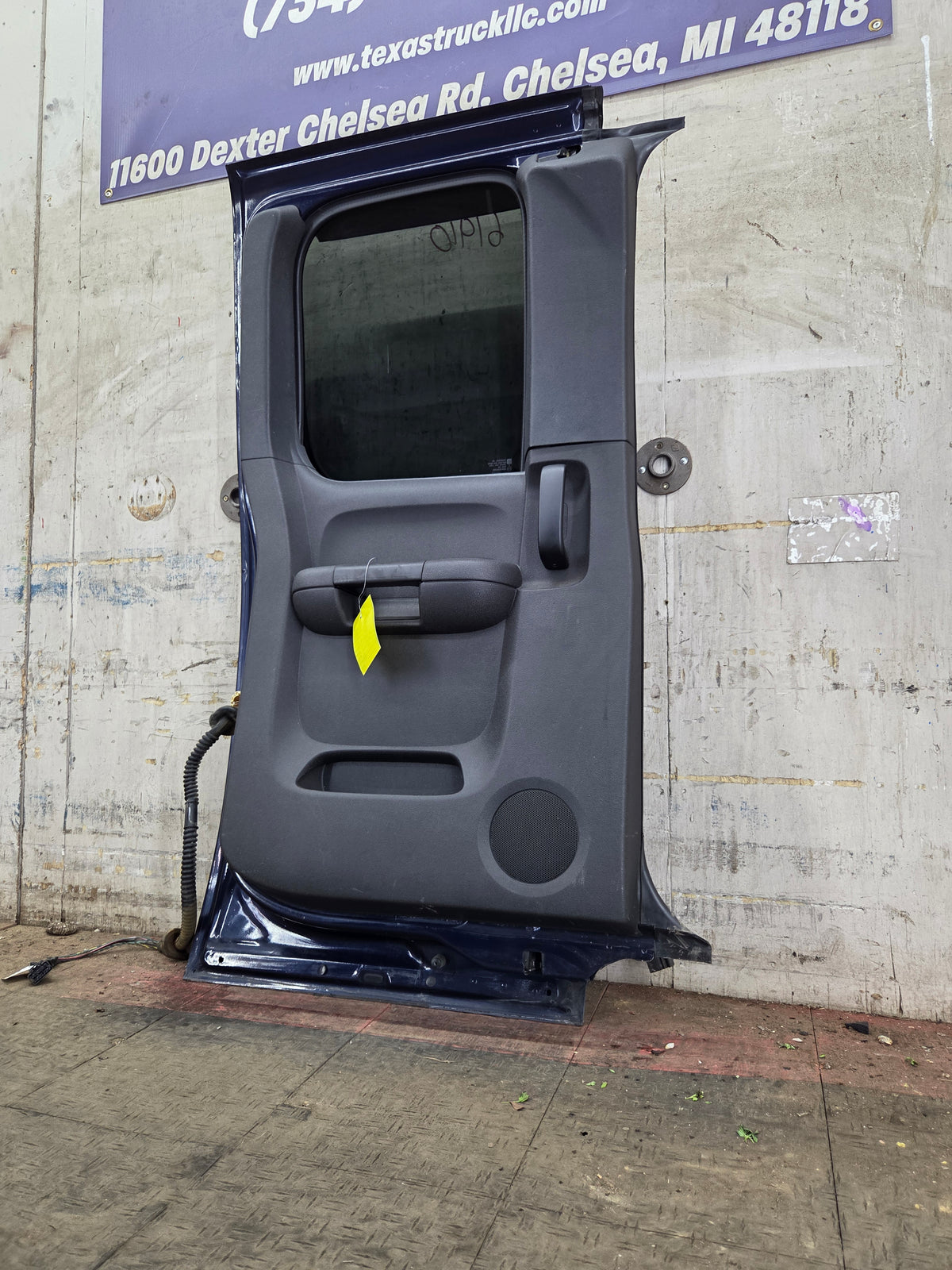 2007-2013 Chevrolet Silverado 1500 2500 3500 HD Driver Side Extended Cab LH Rear Door