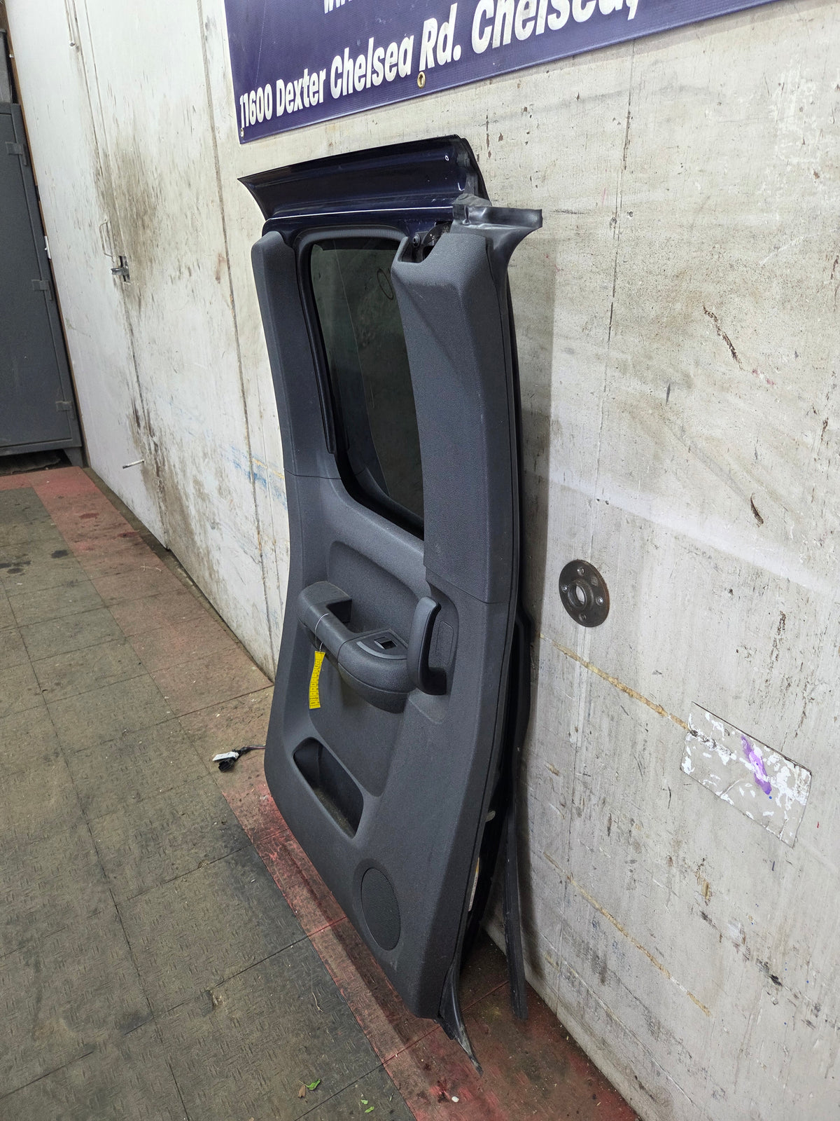 2007-2013 Chevrolet Silverado 1500 2500 3500 HD Driver Side Extended Cab LH Rear Door