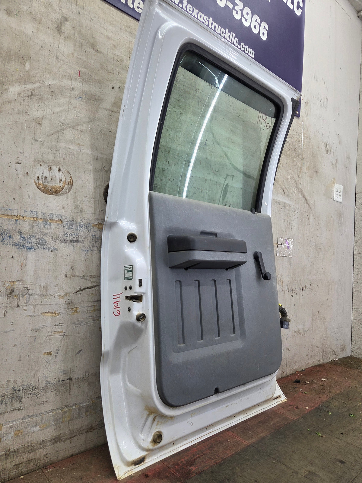 2012-2016 Ford Super Duty Driver Rear Door LH Crew Cab F250 F350 F450 F550