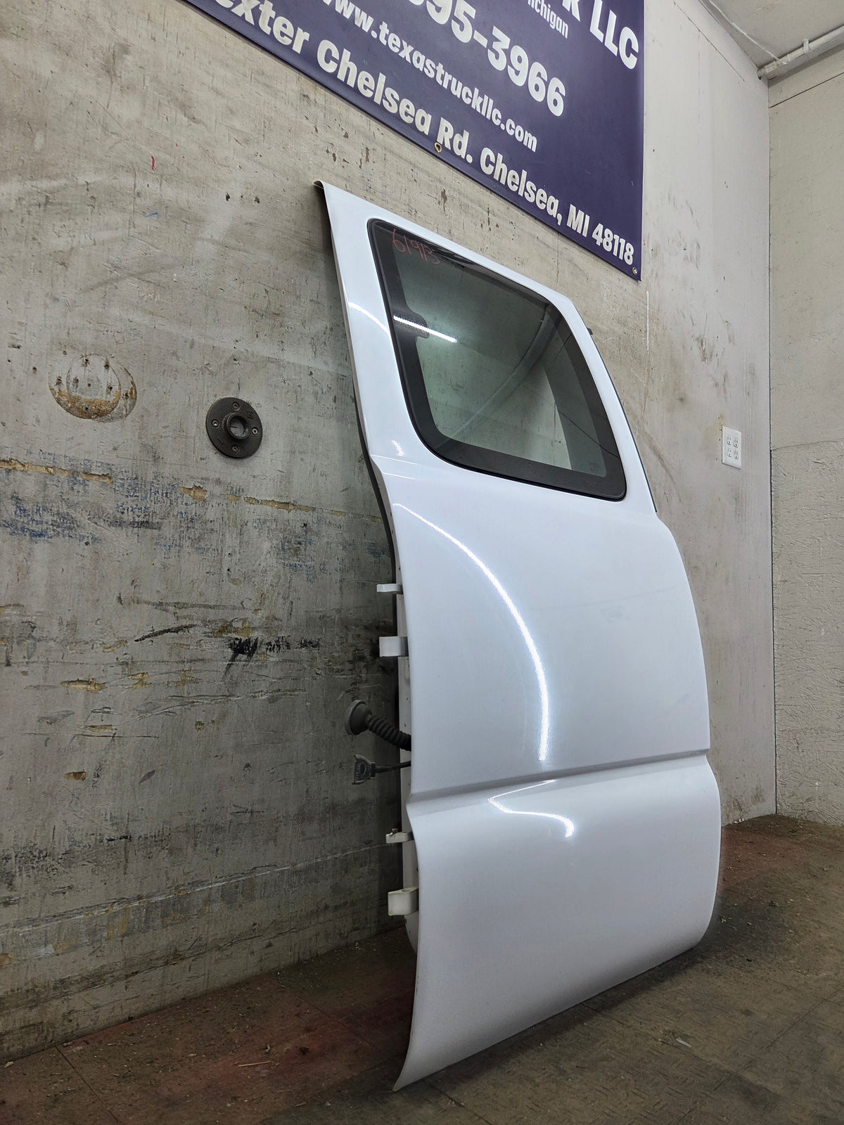 1999-2006 Chevrolet Silverado / GMC Sierra 1500 2500 3500 HD Rear Passenger side Extended Cab Rear Door
