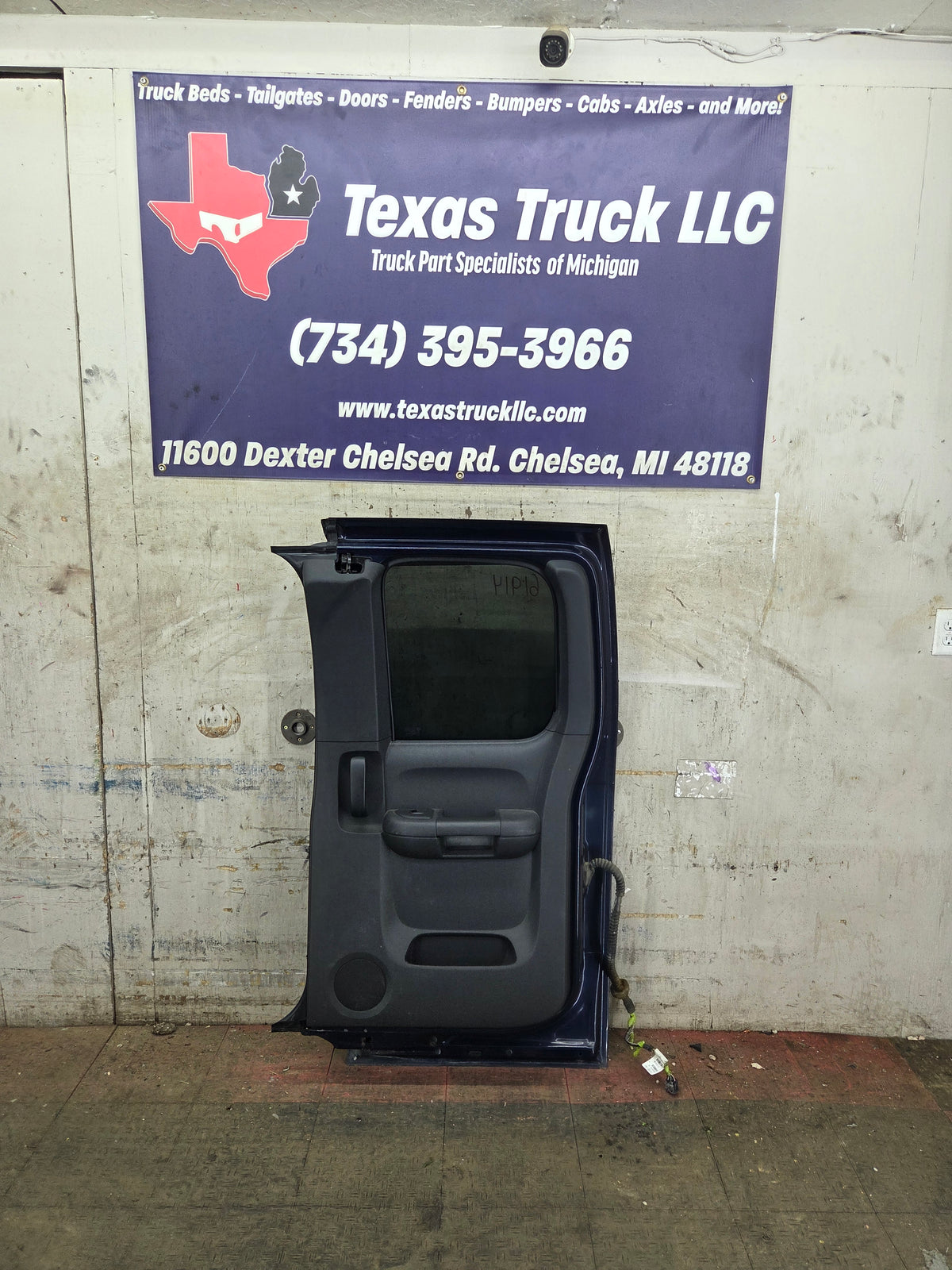 2007-2013 Chevrolet Silverado / GMC Sierra 1500 2500 3500 HD Passenger side Extended Cab RH Rear Door