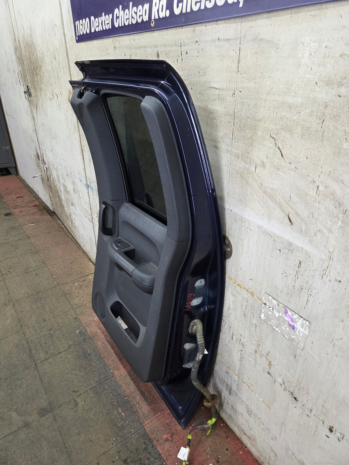 2007-2013 Chevrolet Silverado / GMC Sierra 1500 2500 3500 HD Passenger side Extended Cab RH Rear Door